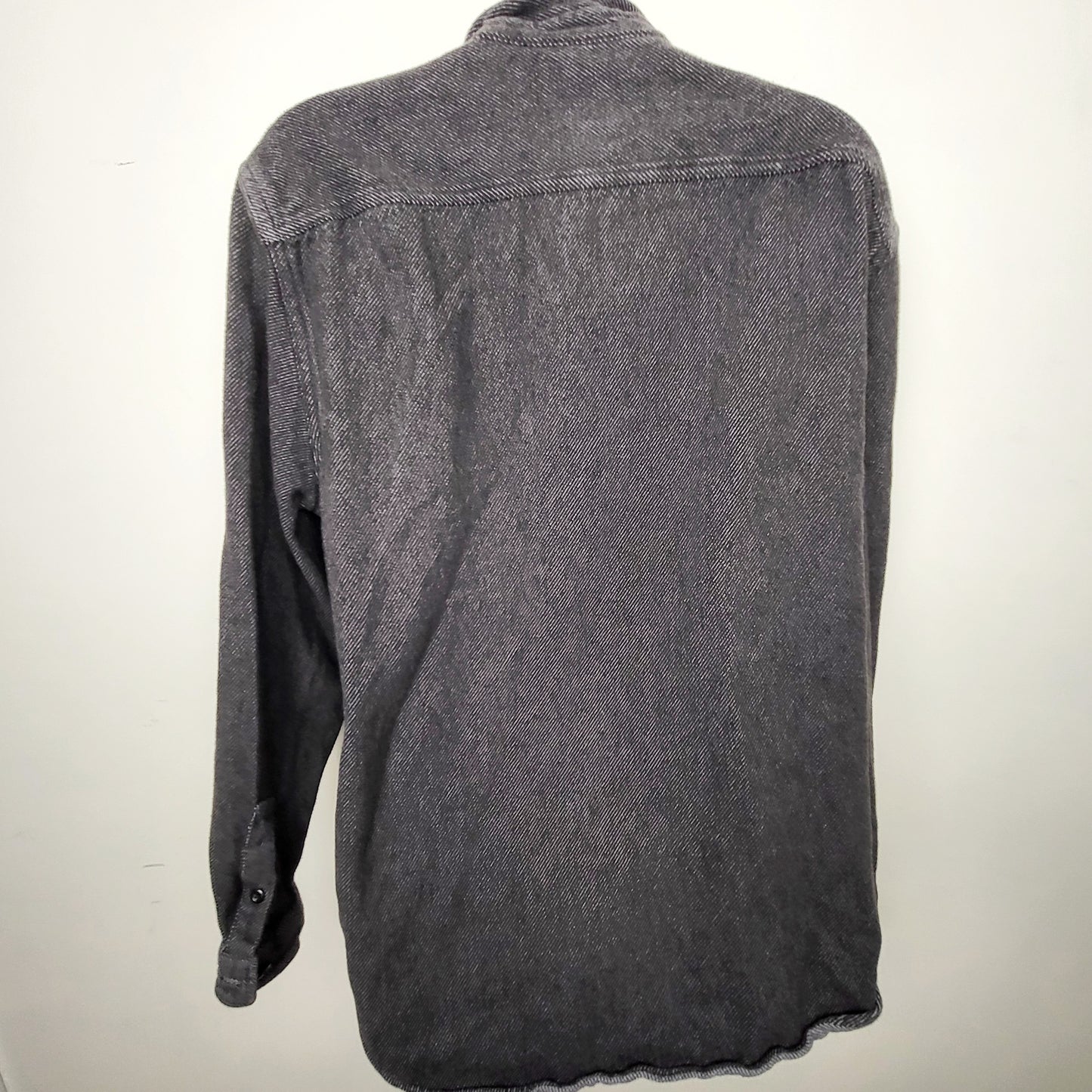 CMCRD11 - American Eagle grey plaid flannel shacket / work shirt. Size XL