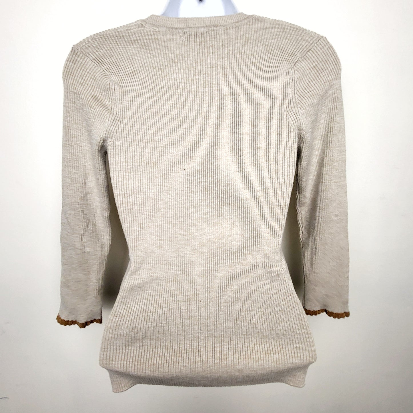 CMCRD11 - Scotch and Soda beige rib knit fitted sweater. Size small