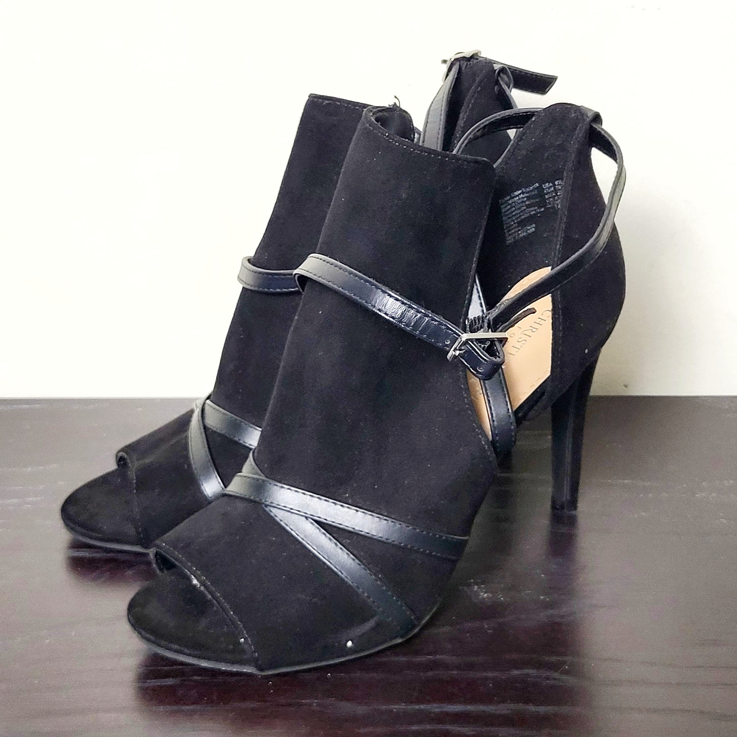 CMCRD11 - Christian Siriano Women's Imma Black Peep-Toe Stiletto heels. Size 8.5