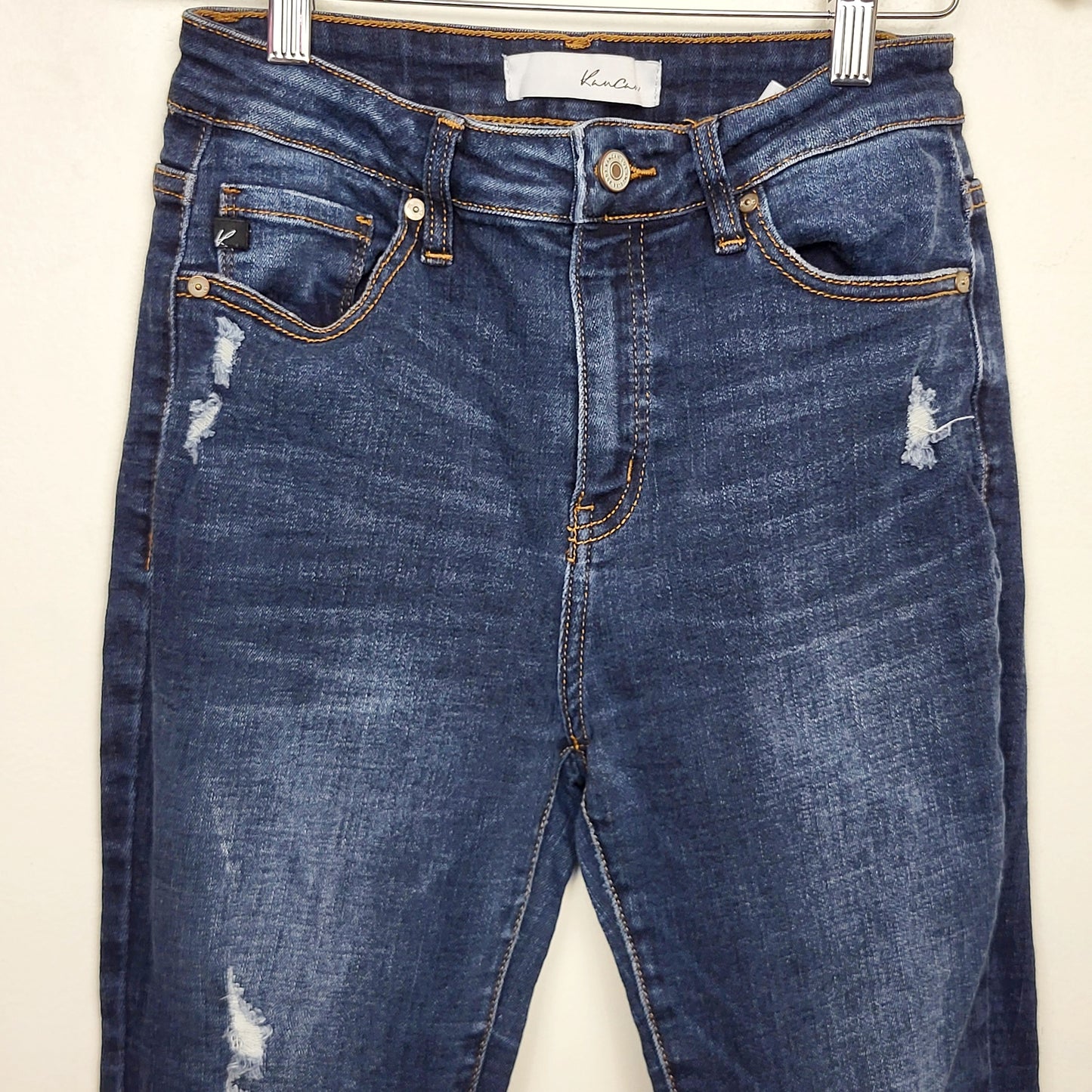 CMCRD2 - Kancan high-rise distressed skinny jeans. Size 27
