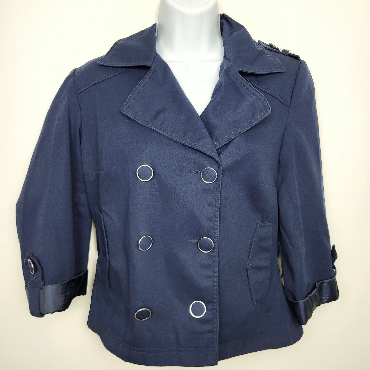 CMCRD2 - Divided by H and M navy cropped 3/4 sleeve trench coat. Size 38 (S/M)