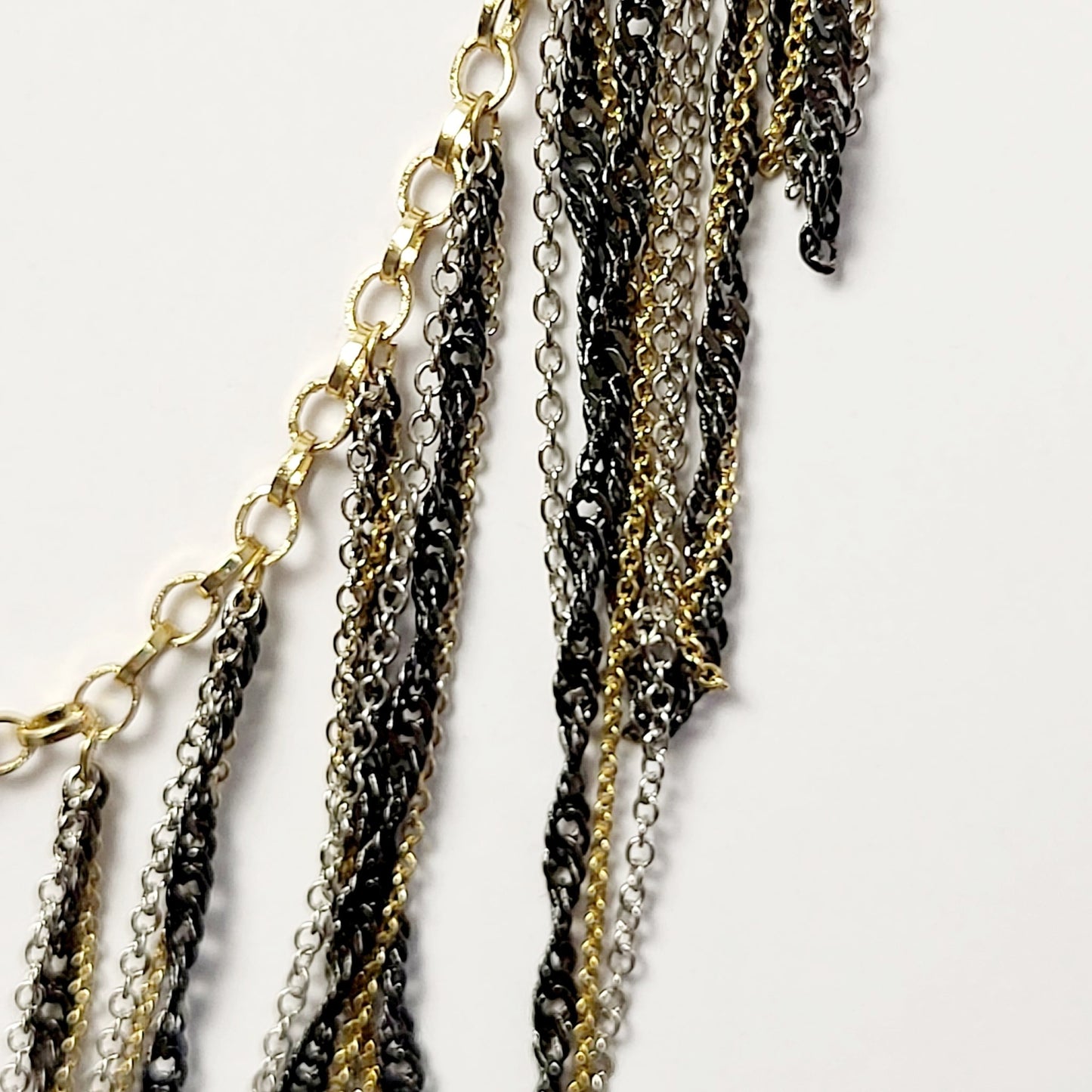 AMHU1 - NEW - BCBG MAXAZRIA Long Multi Strand Chain Statement Necklace