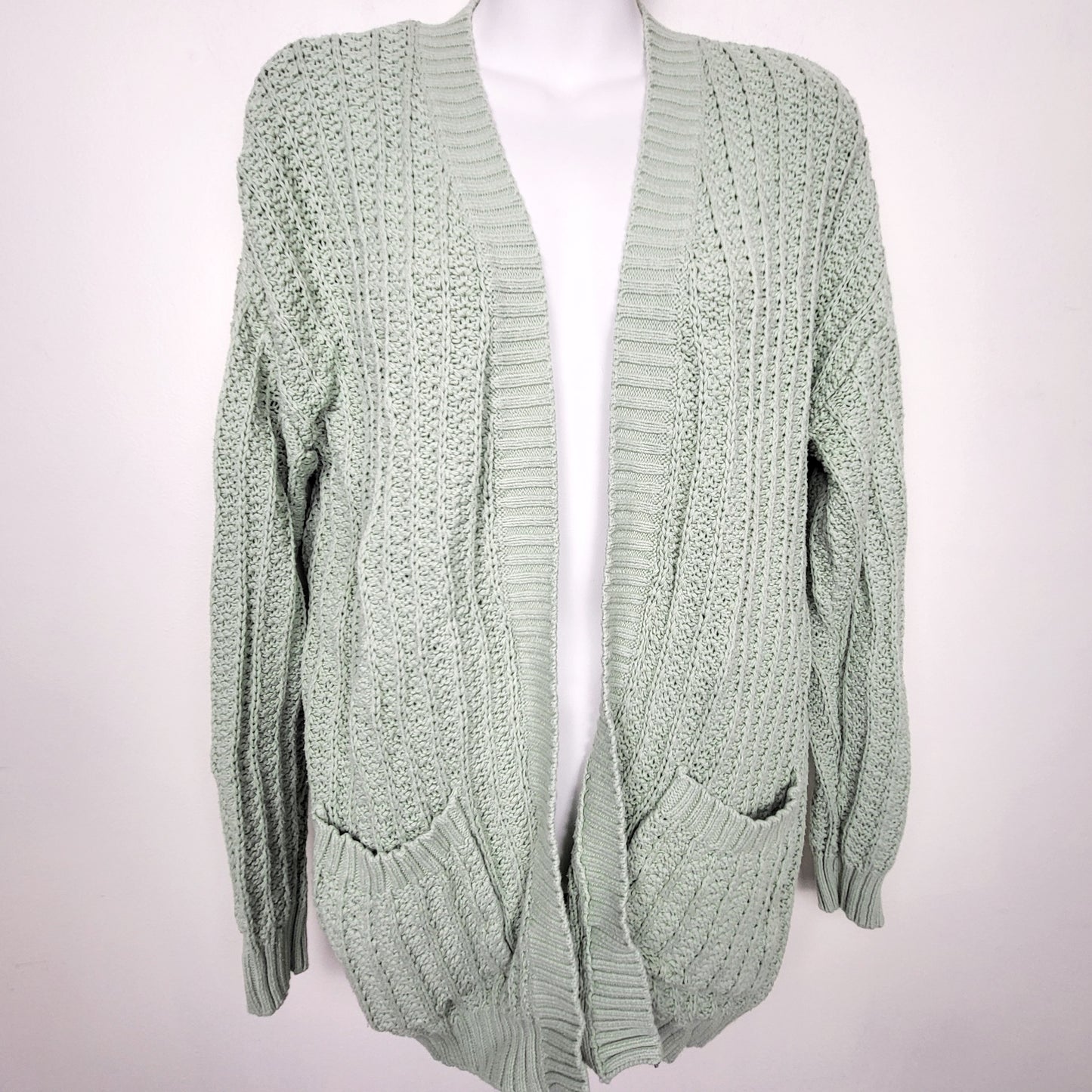 MHCK1 - American Eagle mint green cable knit open cardigan sweater. Size large
