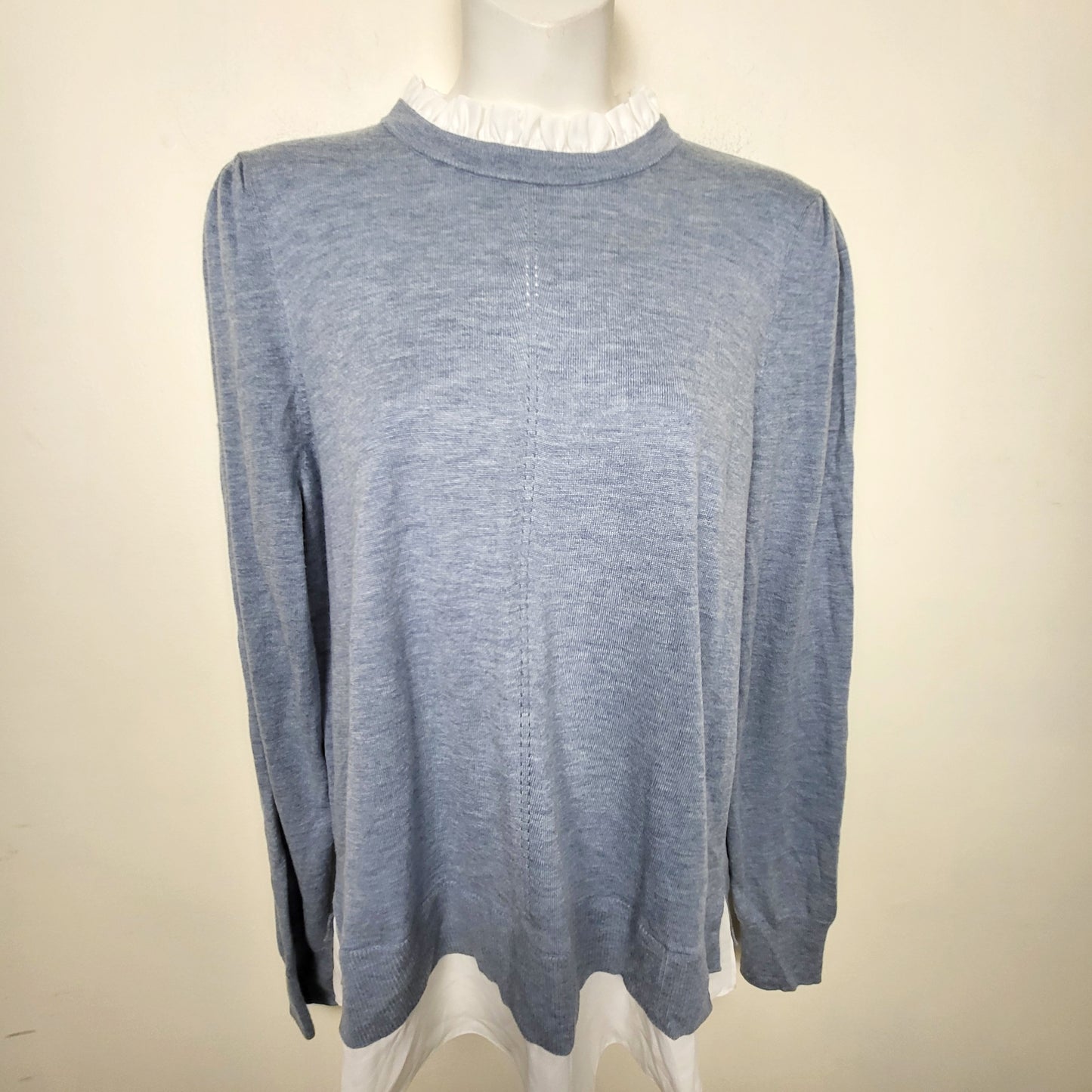 MHCK1 - RW and Co blue lightweight fooler sweater with ruffled collar. Size large 🍁