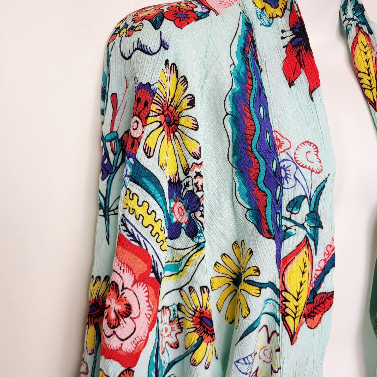 MFAIR1 - Miiyu kimono style cardigan. Size small/medium