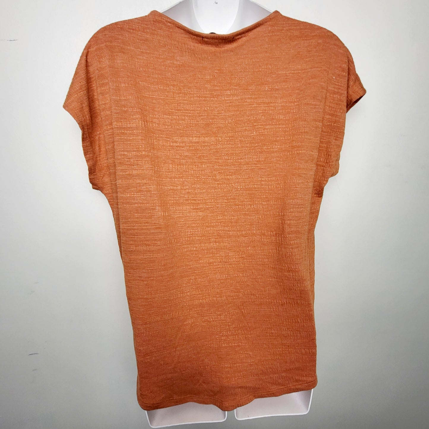 MFAIR1 - Cable and Gauge orange suprlice tee with embroidered details. Size large