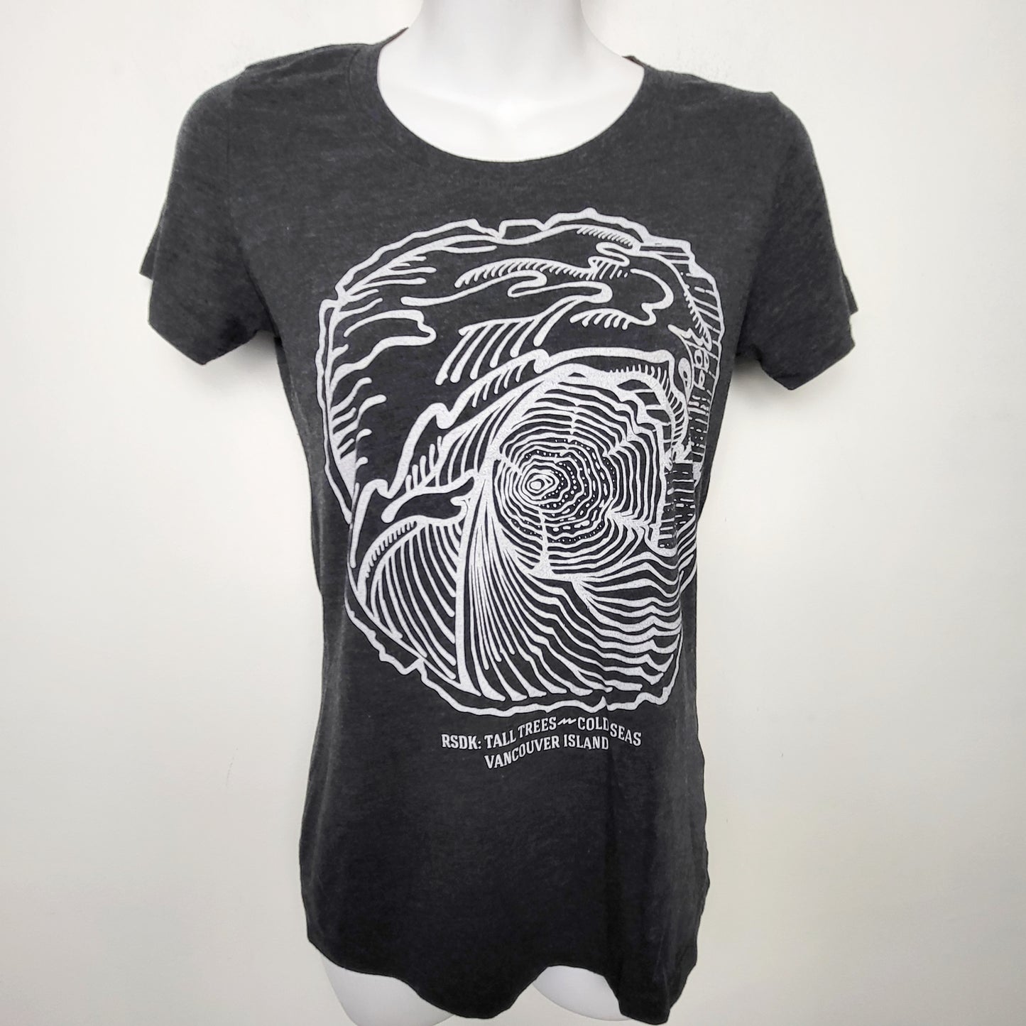 MFAIR1 - RSDK grey "Tall Trees and Cold Seas" t-shirt. Size medium (measures smaller) 🍁