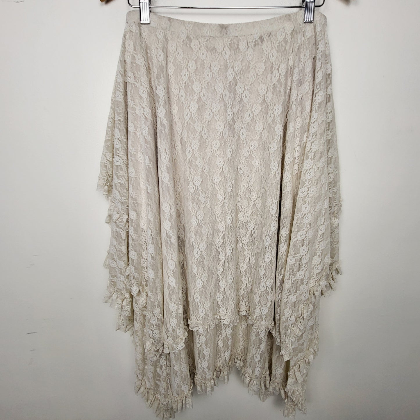 JLMB2 - Bluivy assymetrical lace midi skirt. Size large