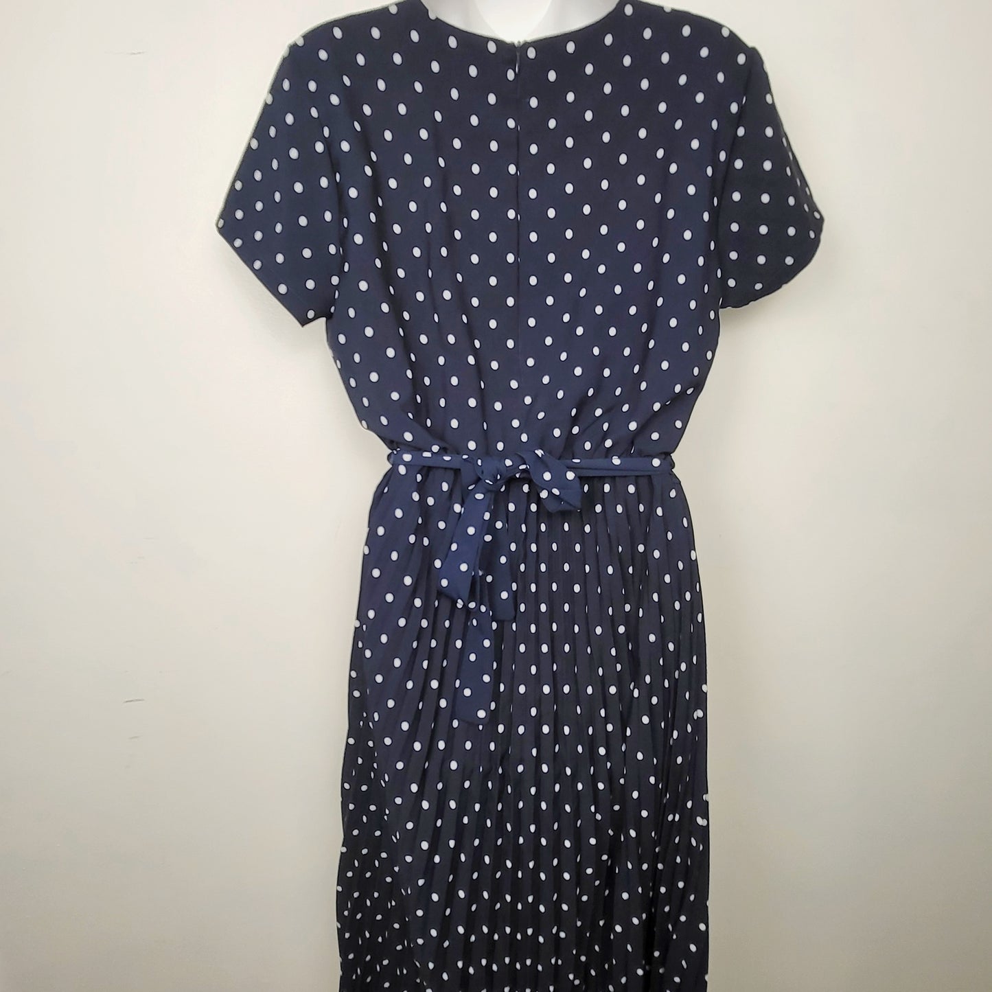 JLMB2 - Suzy Shier navy polka dot vintage look pleated dress. Size medium
