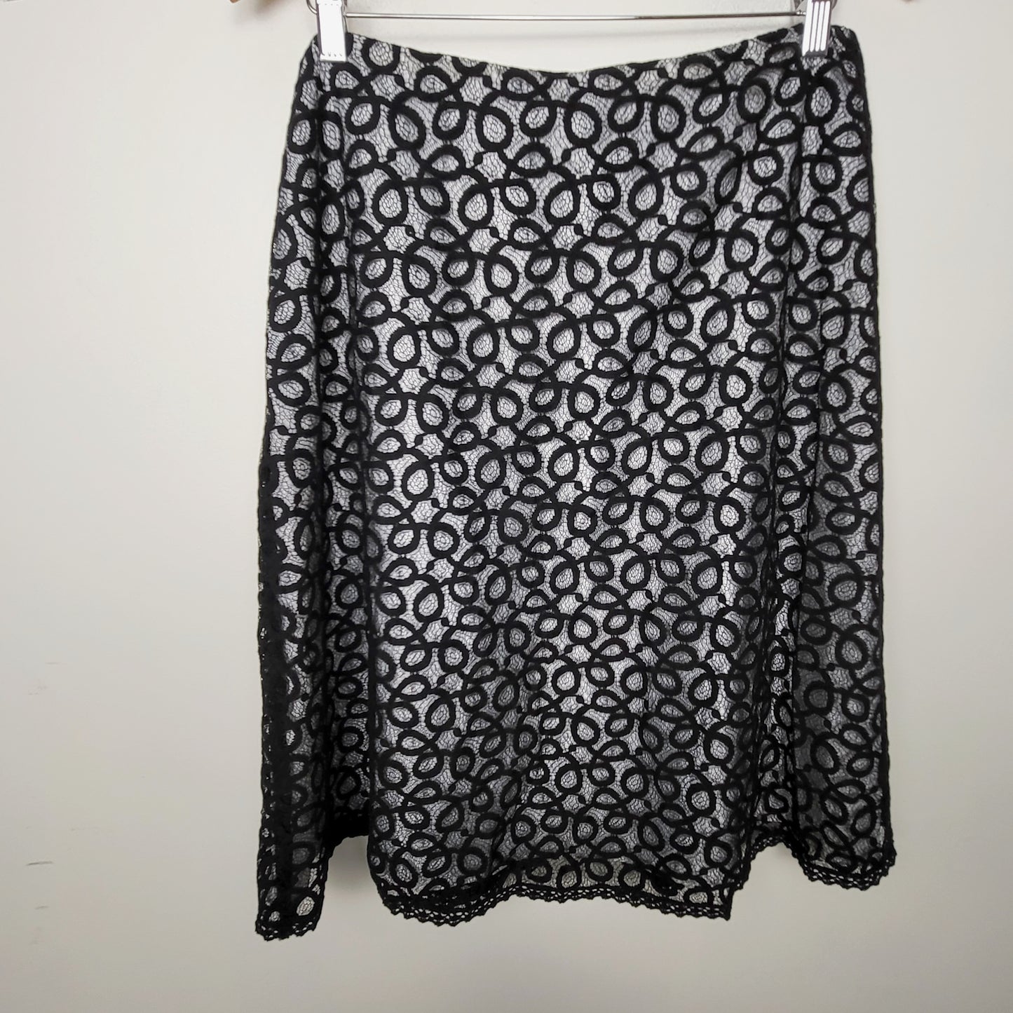 MHCK2 - Jessica white a-line midi skirt with black lace overlay. Size 14