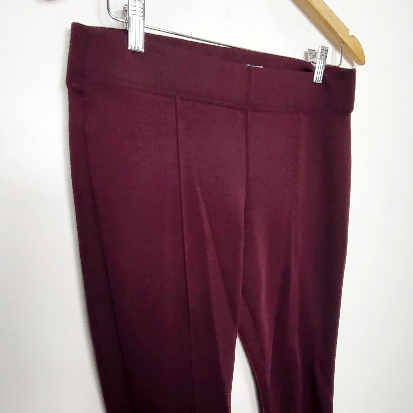 RHW - Old Navy maroon High-Waisted Stevie Ponte-Knit Pants. Size medium