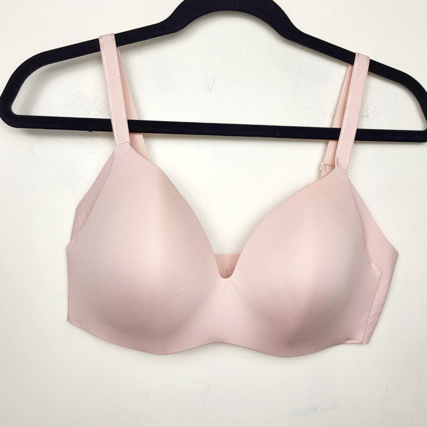 KLJ1 - Knix WingWoman Contour Bra in "Rose Water" pink. Size 36C