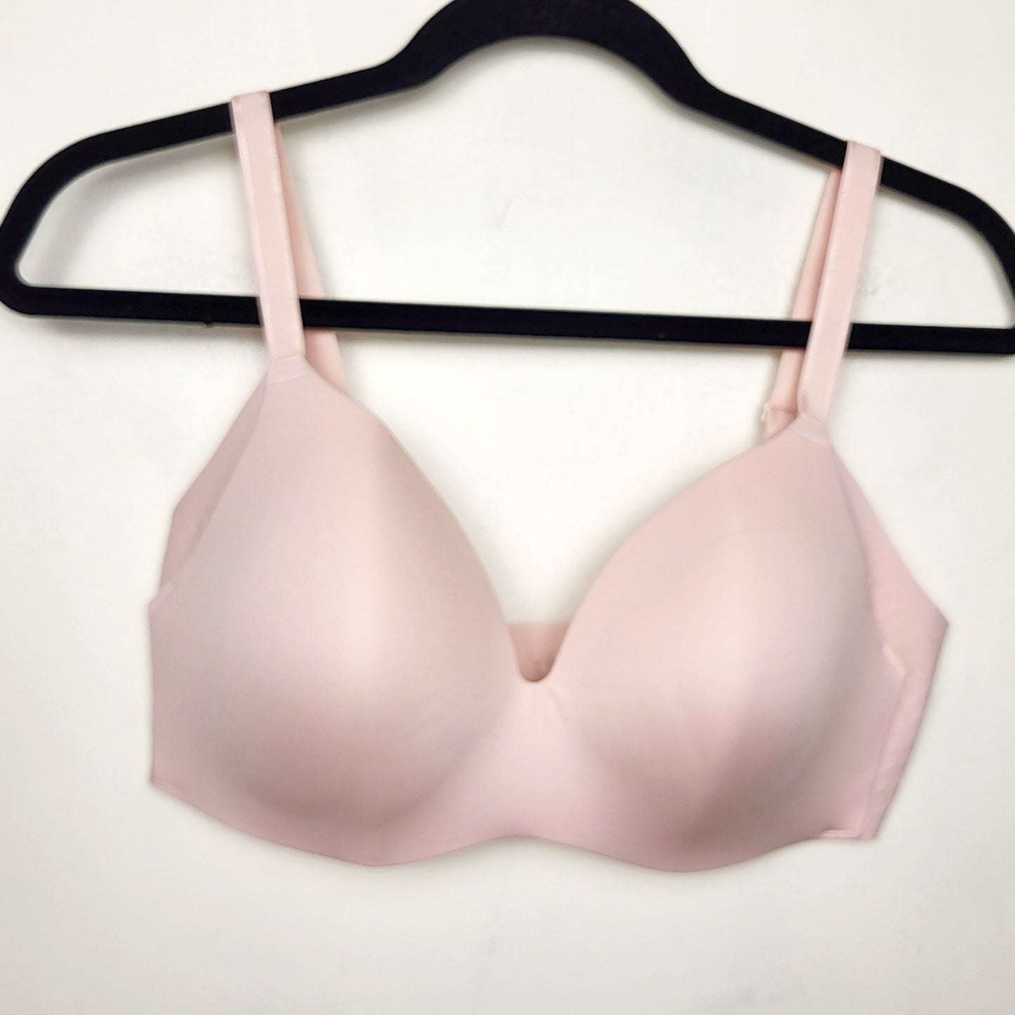 KLJ1 - Knix WingWoman Contour Bra in "Rose Water" pink. Size 36C