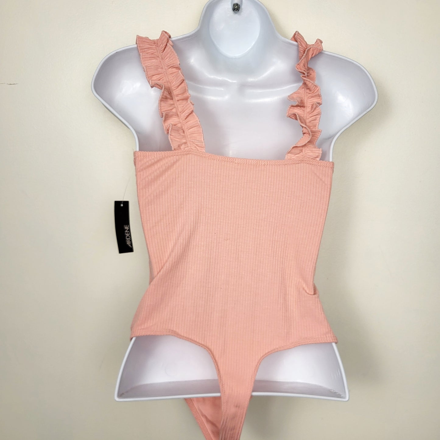 CSAL1 - NEW - Ardene pink ribbed bodysuit. Size XS
