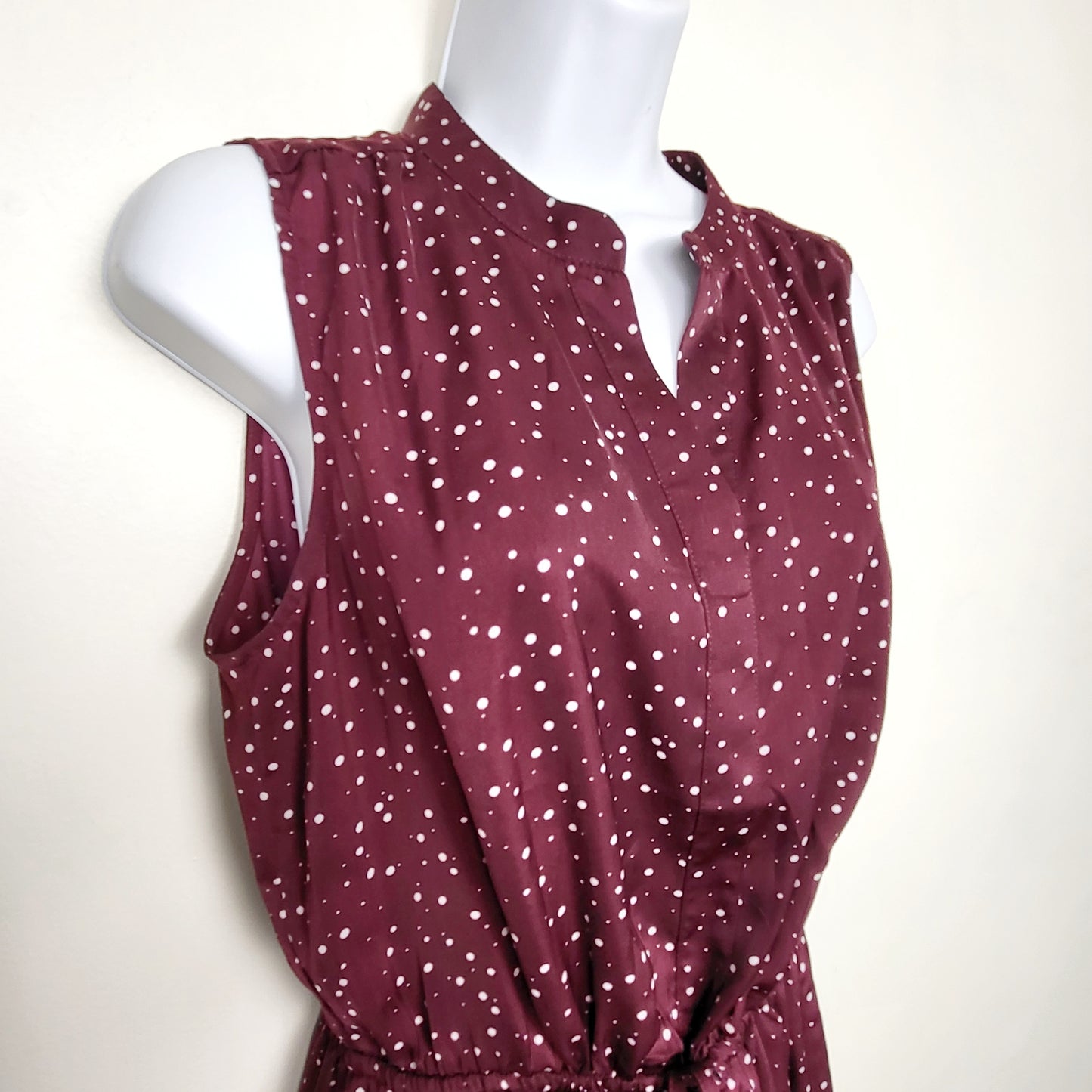 AWLCH1 - Sears plum coloured polka dot satin feel dress with cinch waist. Size medium