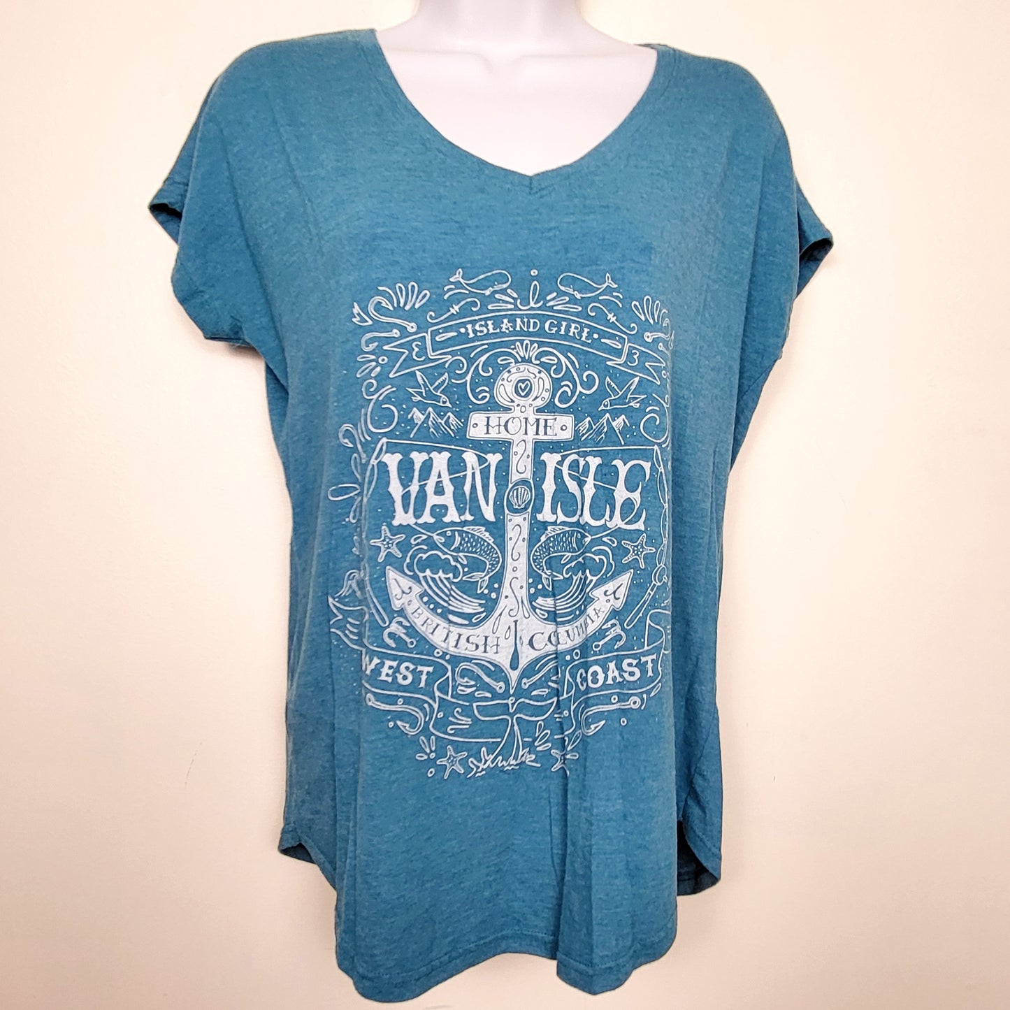 AWLCH1 - Westcoastees Van Isle t-shirt with anchor. Size medium