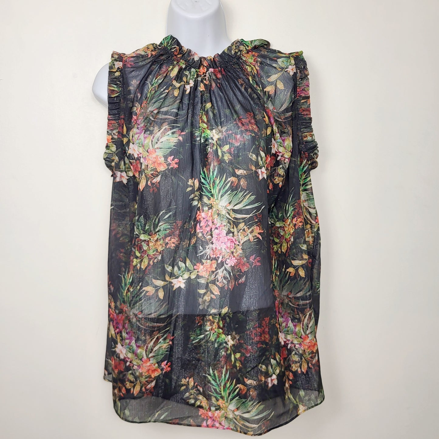 MFTZ1 - Elle Vere black floral print semi see though sleeveless blouse. Size large