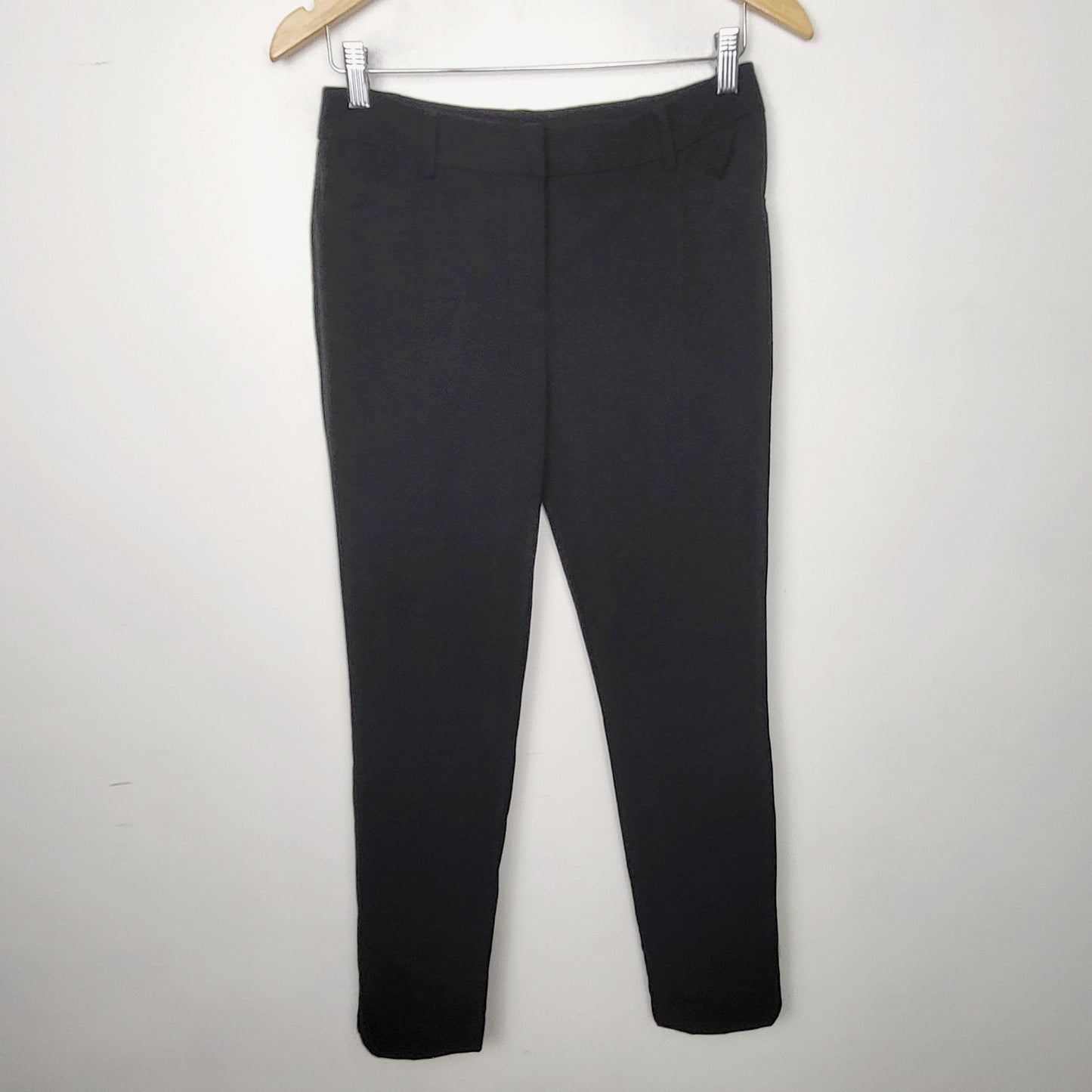 MBRS - Reitmans black "New Classic" dress pants. Size 6 regular