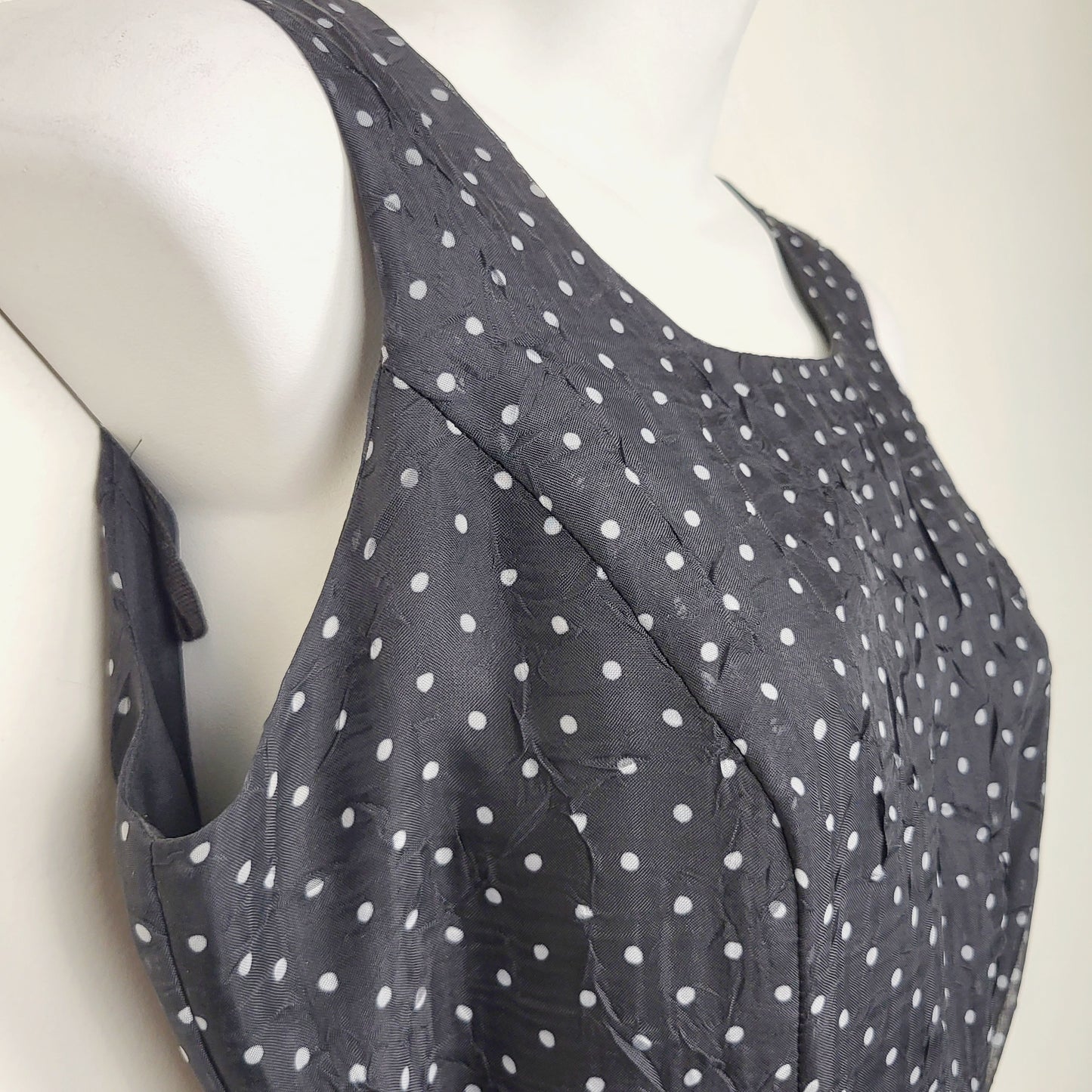 JUDR1 - Vintage black polka dot Jessica Petites dress. Size 6