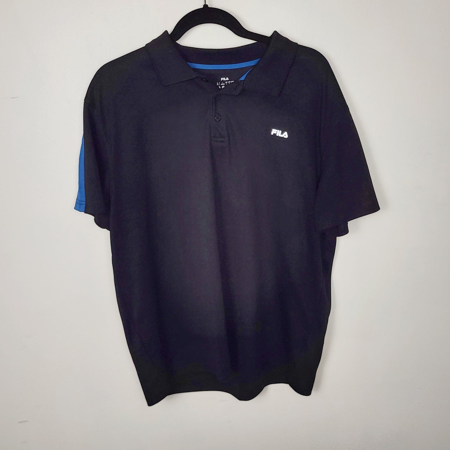 JUDR1 - Fila black golf shirt with blue trim. Men's size large