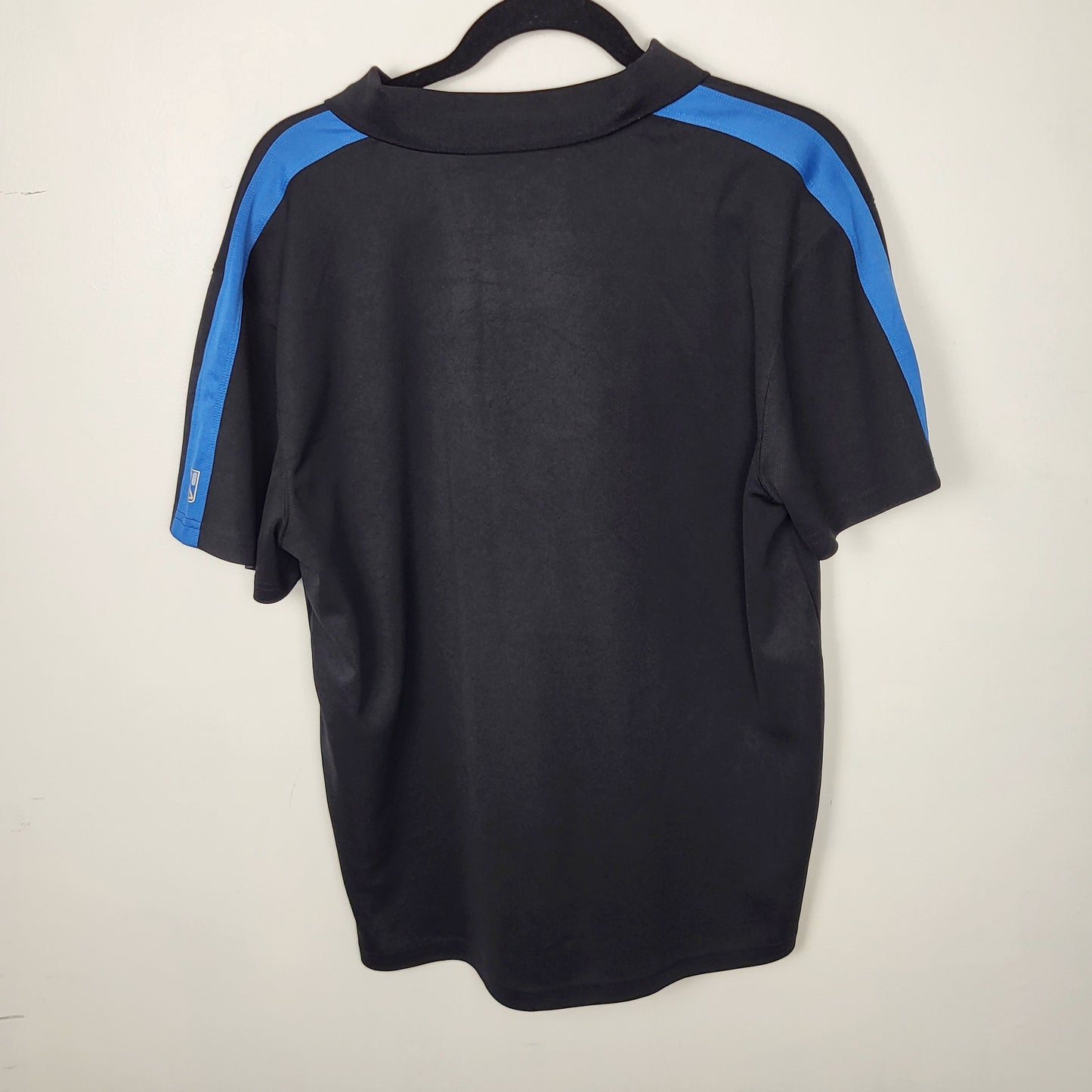 JUDR1 - Fila black golf shirt with blue trim. Men's size large