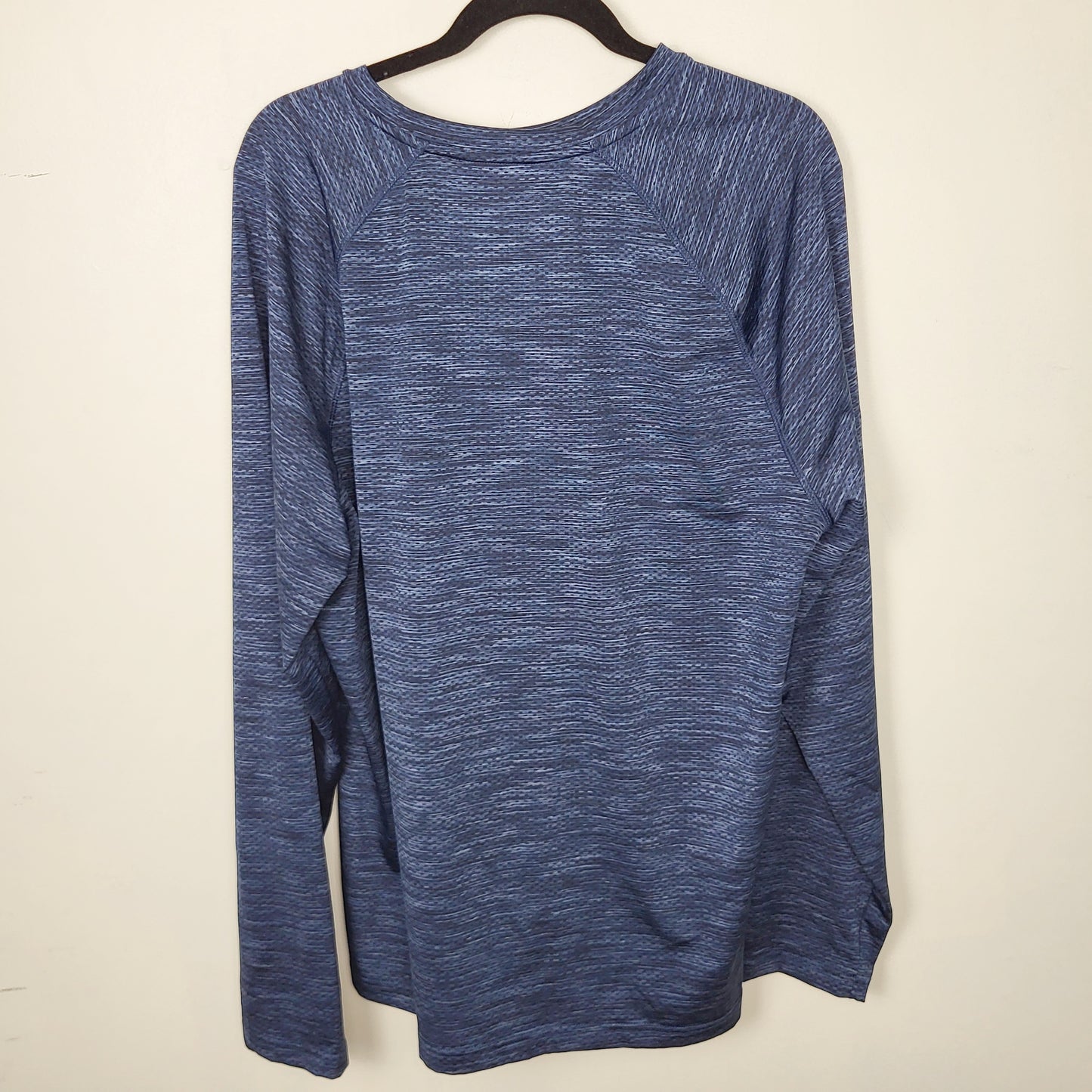 JUDR1 - Head blue marled long sleeved active top. Men's size large