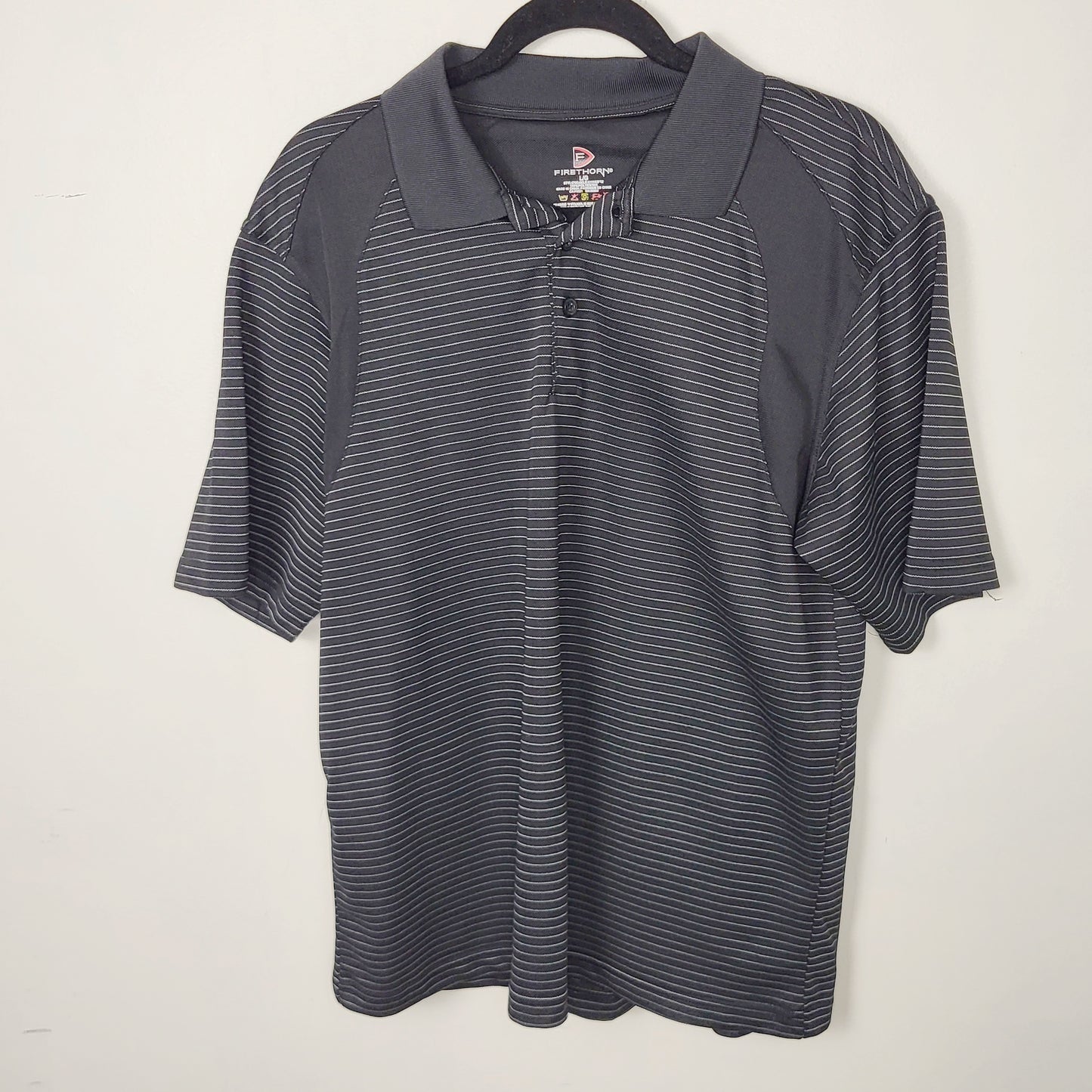 JUDR1 - Firethorn black striped golf shirt. Men's size large
