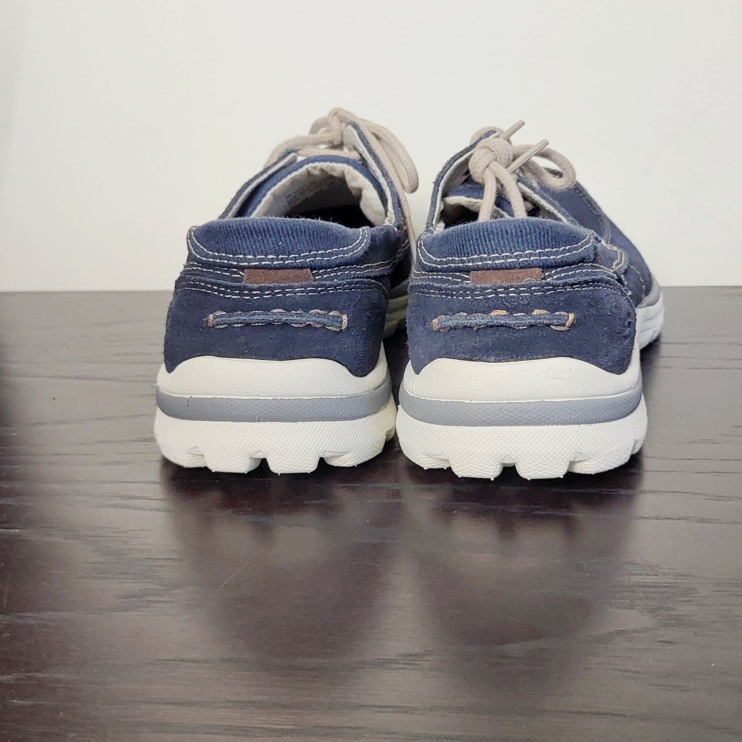 JUDR1 - Skechers navy "Darcio" Oxford shoes. Men's size 9