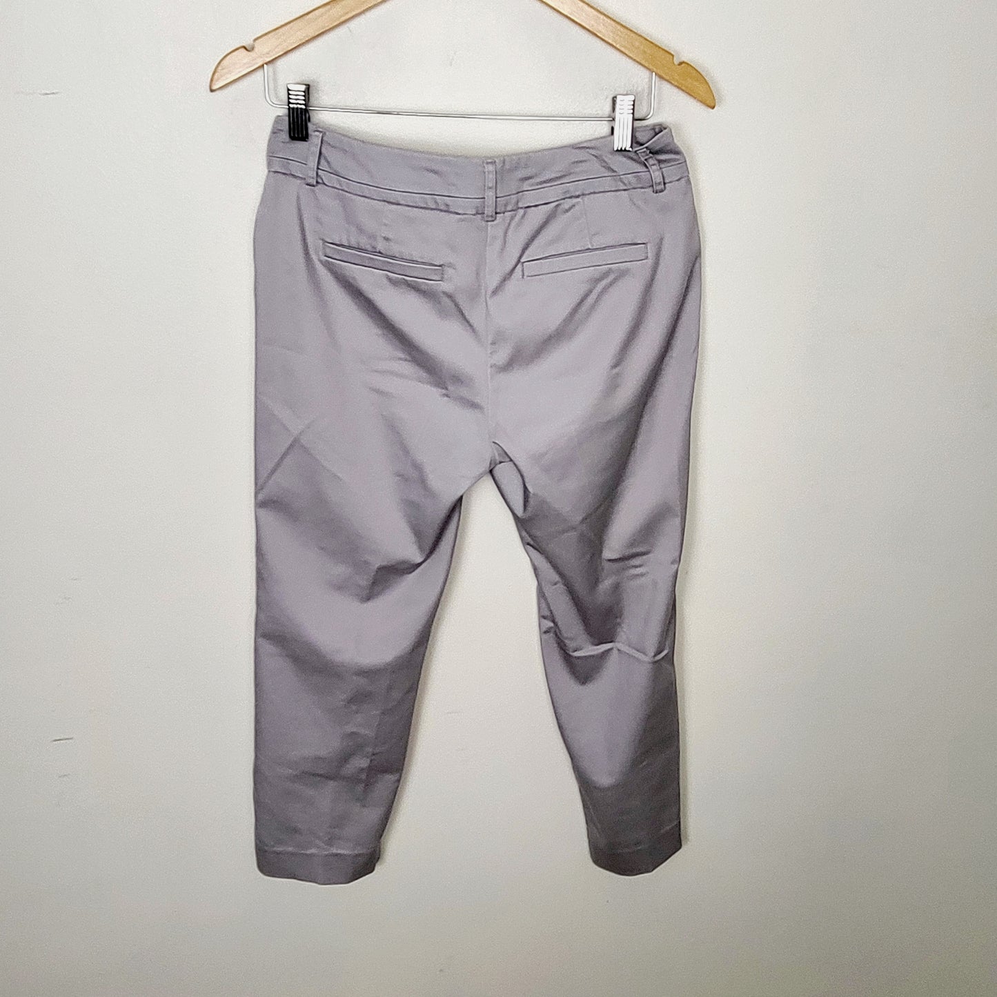 AMRO1 - Ricki's grey "Universal" ankle trousers. Size 6 (measures as a medium)