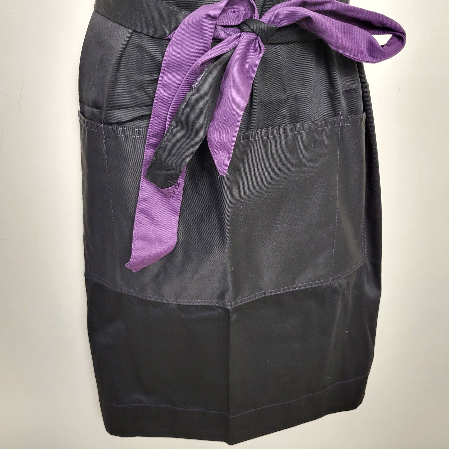 BBIN2 - NEW - Epicure black and purple chef's apron