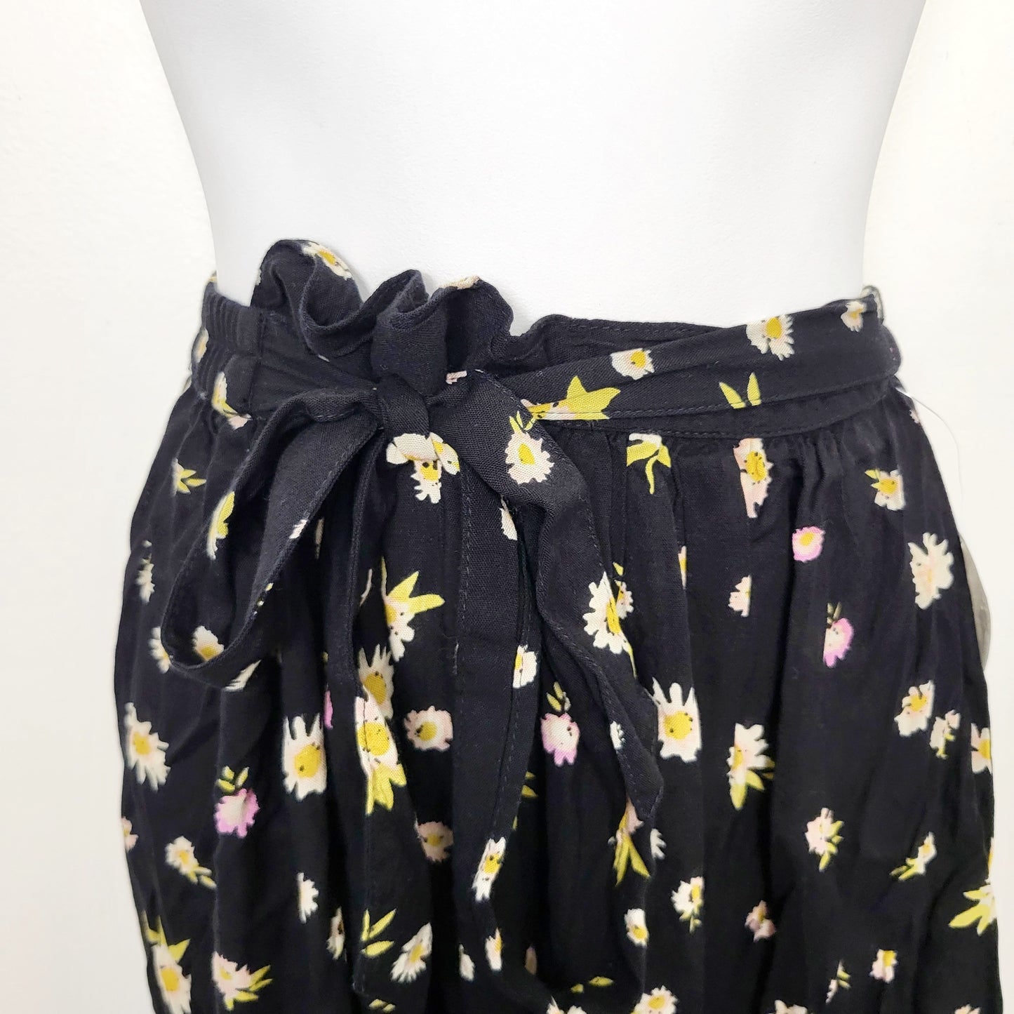 BBIN2 - NEW - Patrons of Peae black floral print wrap skirt. Size medium
