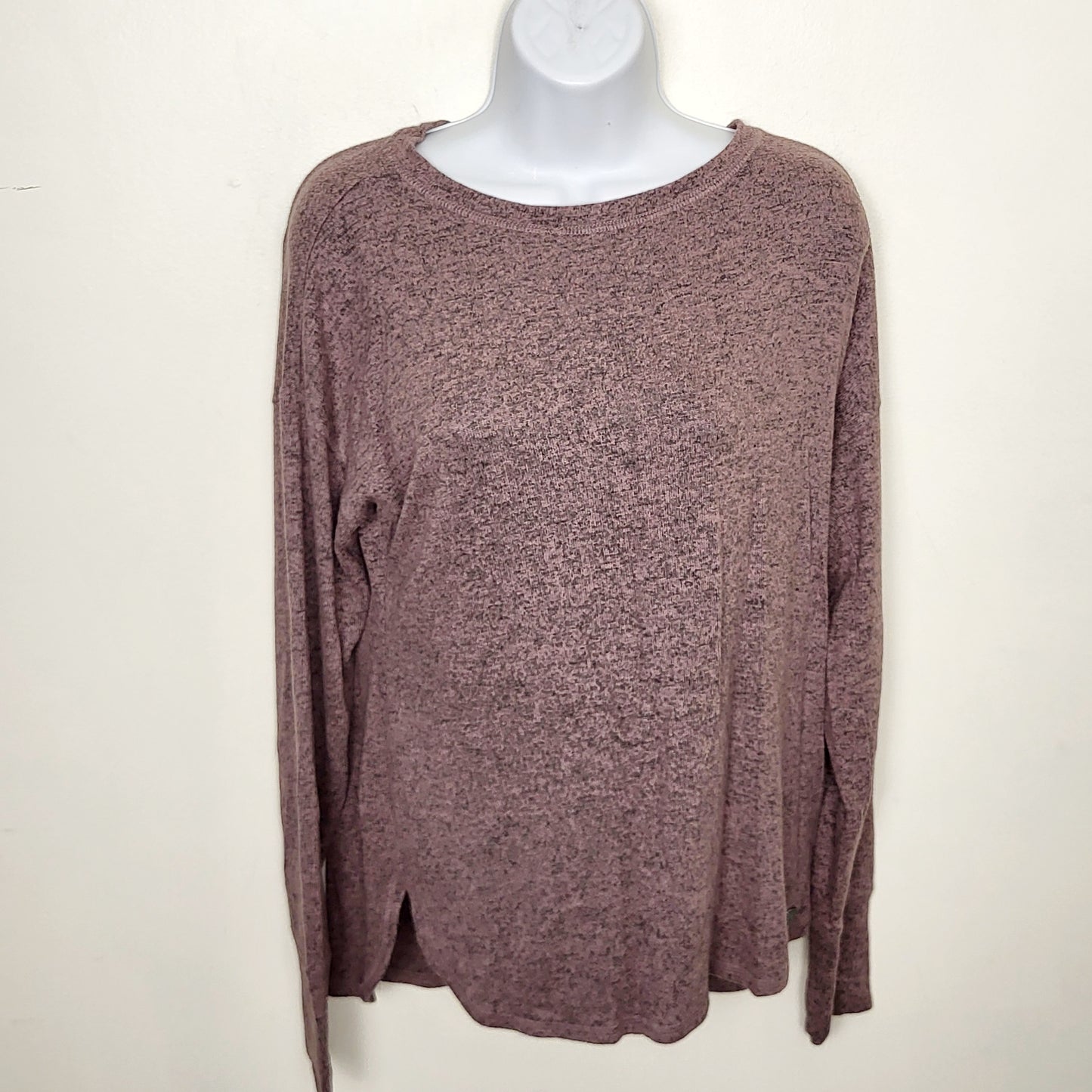 CSEB2 - Eclipse purple-pink lightweight long sleeve sweater. Size small