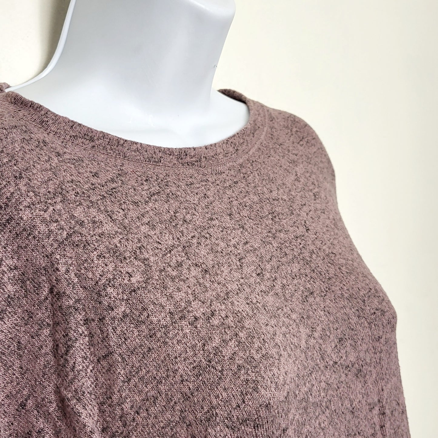 CSEB2 - Eclipse purple-pink lightweight long sleeve sweater. Size small