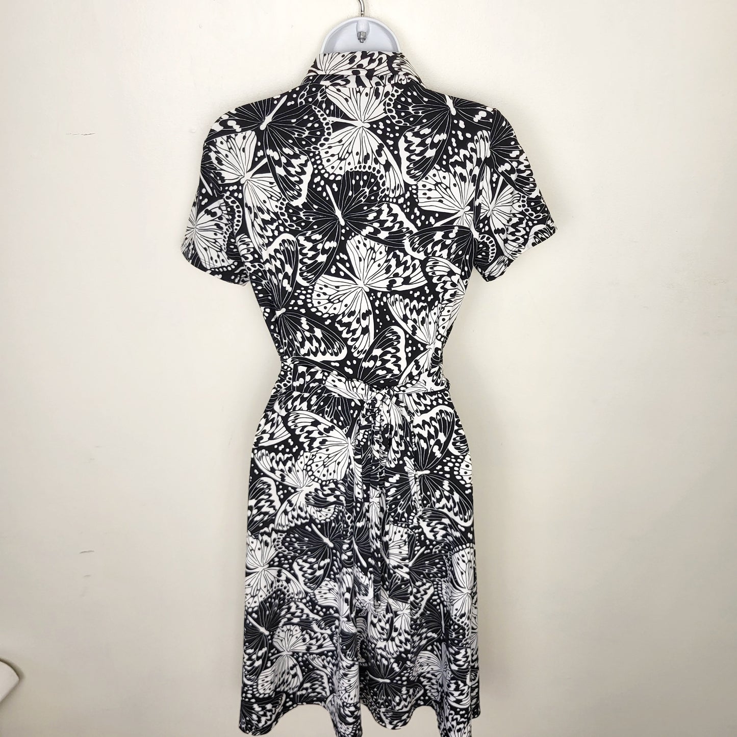 CSEB2 - Brooks Brothers black and white butterfly wrap dress. Size small