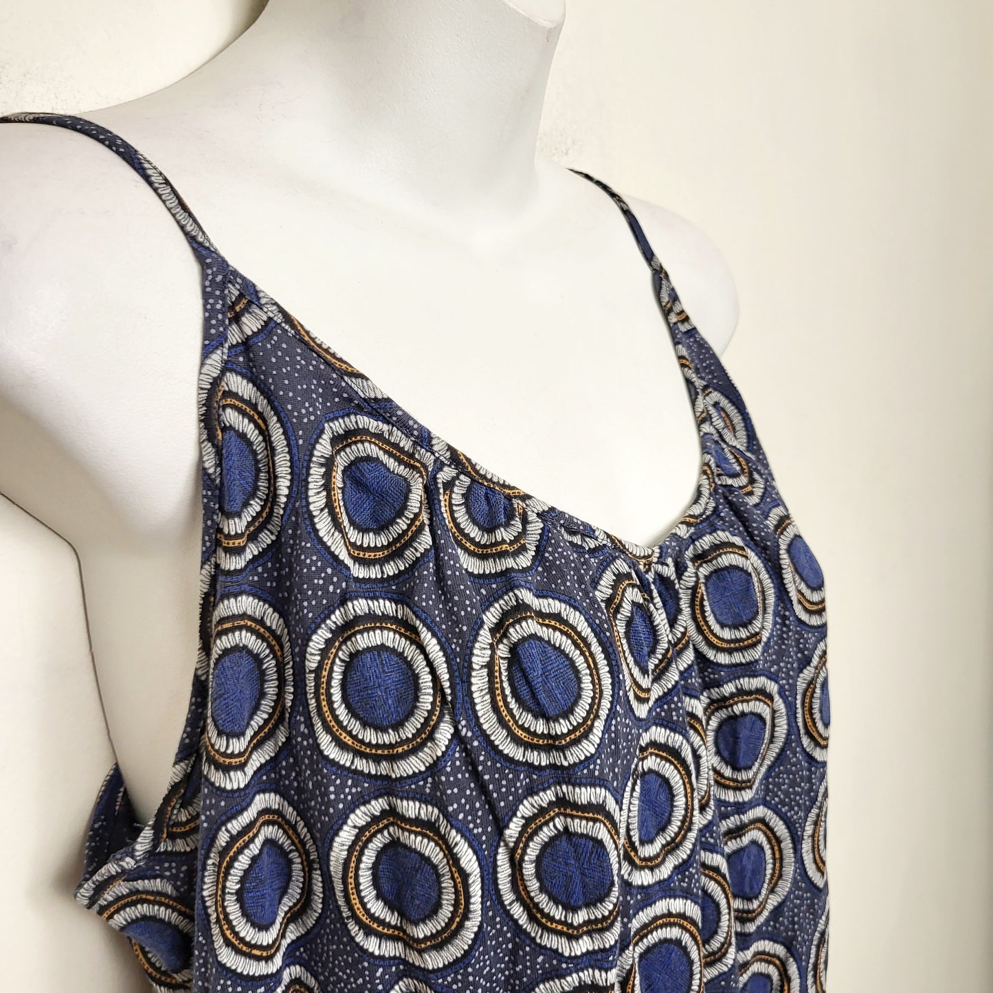 CSEB2 - H and M blue circle pattern rayon romper. Size small