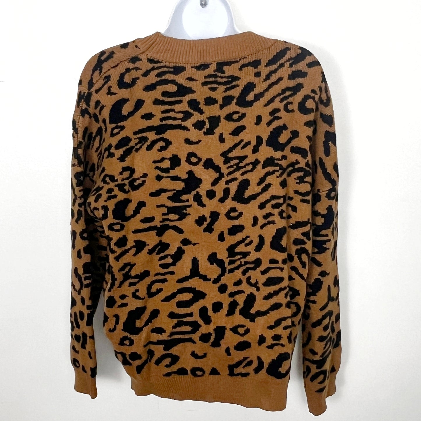 KMRY1 - Sweet Lovely by Jen tan leopard print sweater. Size Small / Medium