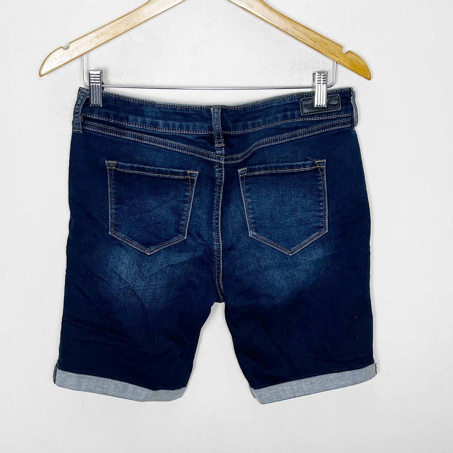 NOFF1 - Bootlegger cuffed denim shorts. Size 29