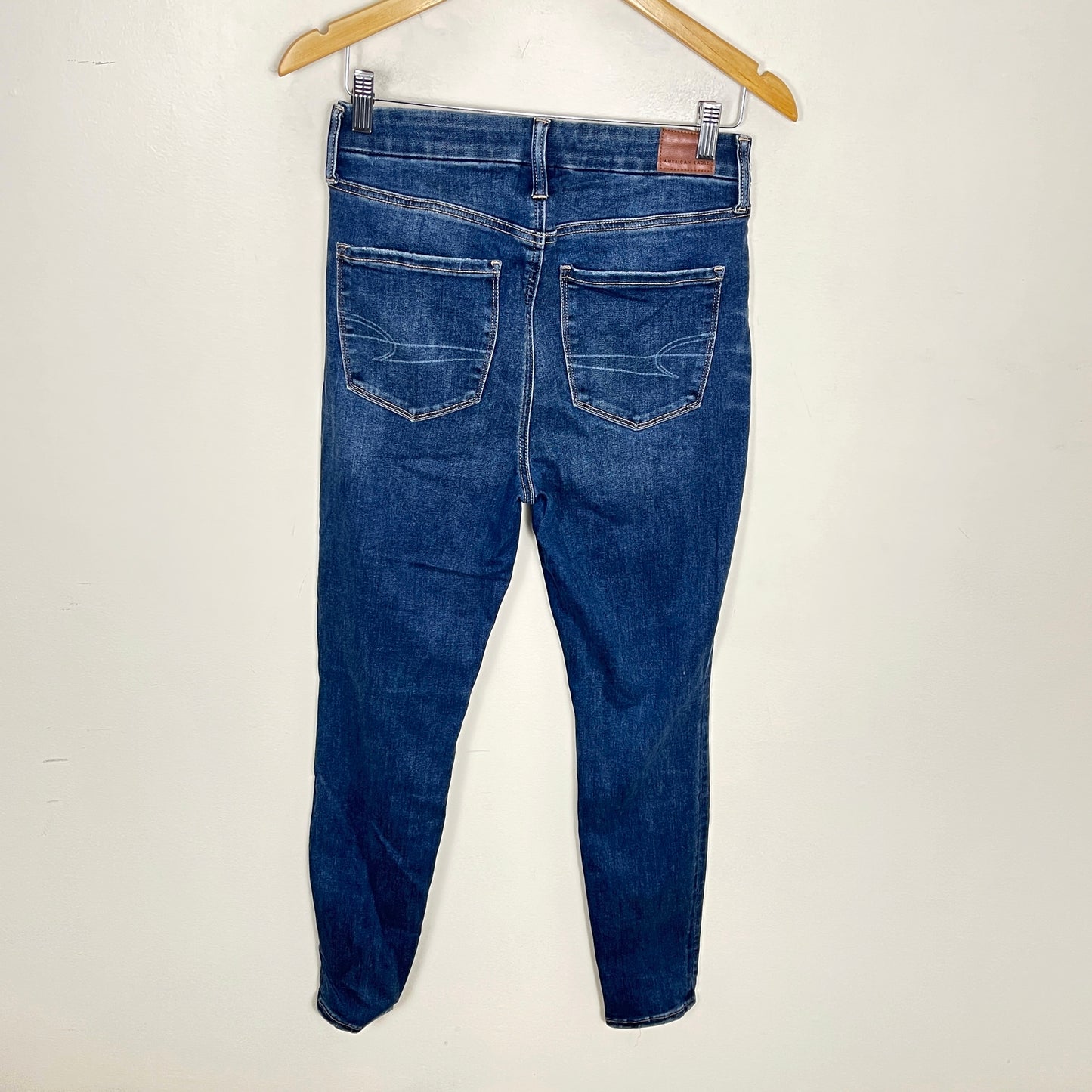 MBRS2 - American Eagle denim "BFF Jeggings". Size medium