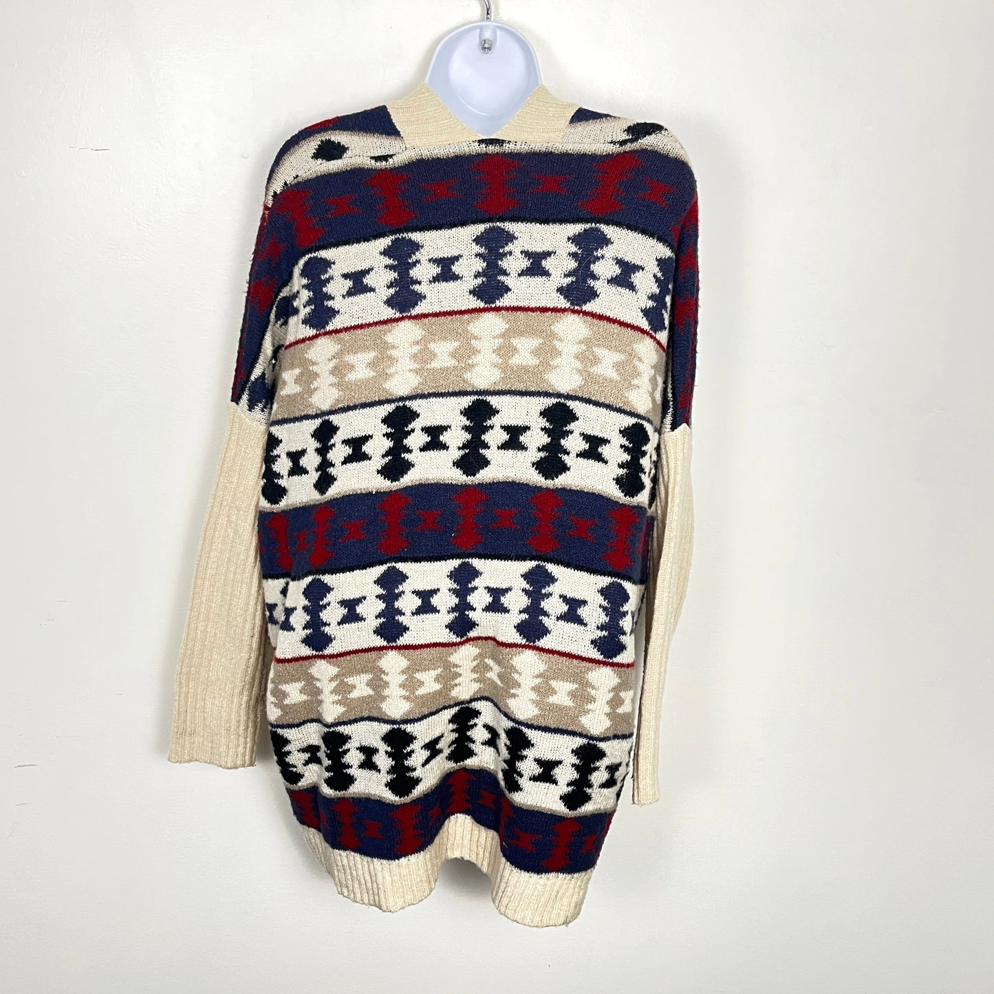 MBRS2 - Dreamers cream patterned open cardigan sweater. Size M/L