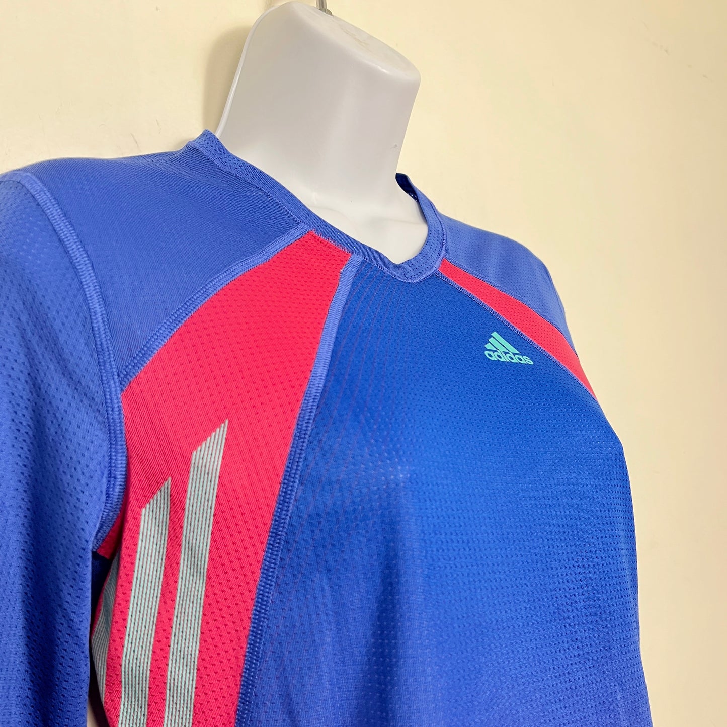 KMRY2 - Adidas pink and blue mesh long sleeved active top. Size XS