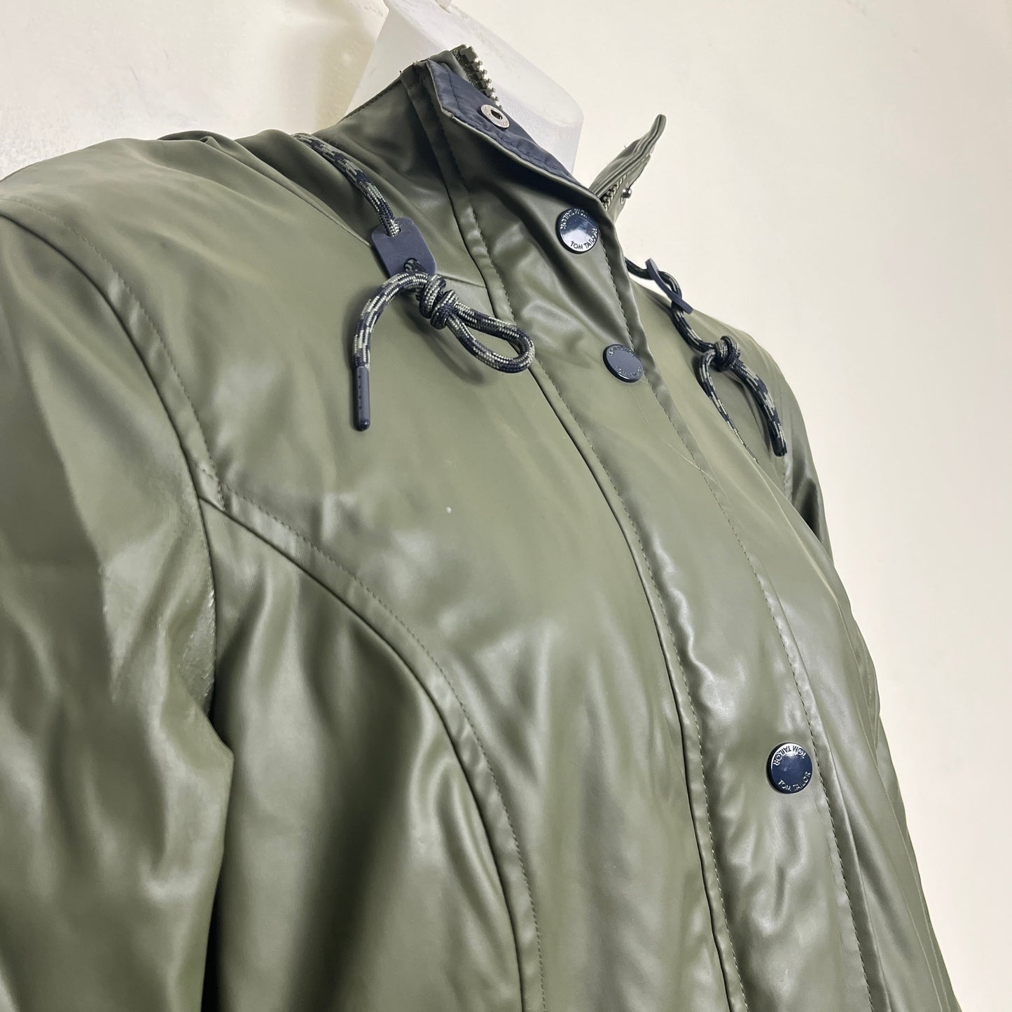 ESZ - Tom Tailor green jersey lined hooded rain coat. Size XS