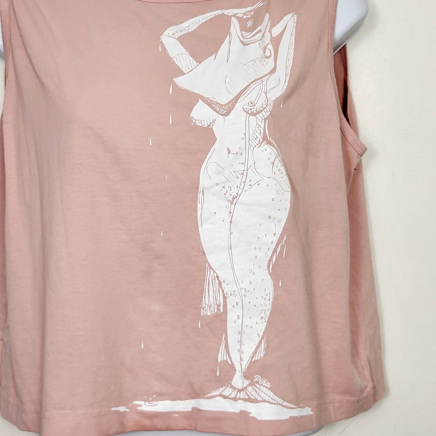 ESZ2 - Pina Style pink cropped organic cotton Fish Lady t-shirt. Size medium ๐
