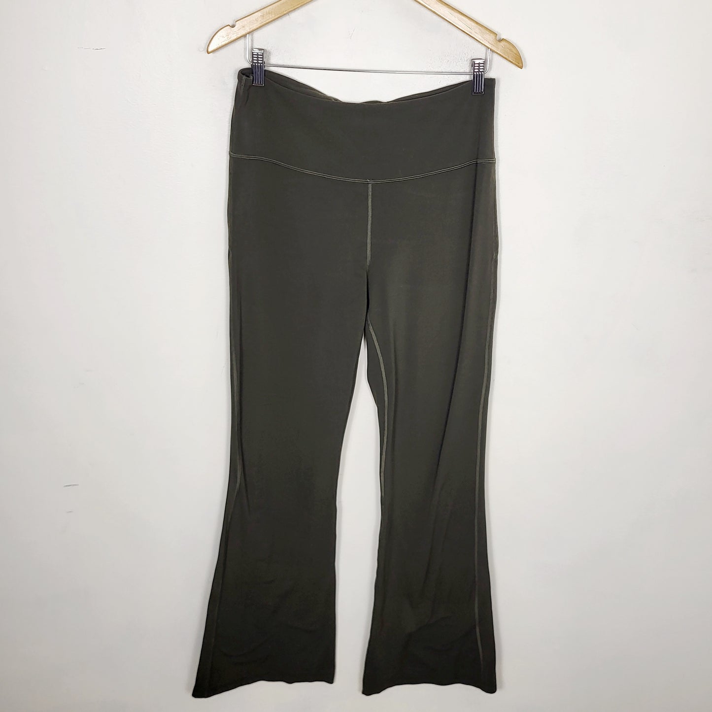 NOFF1 - Lululemon Dark Olive Groove Super-High-Rise Flared Pant Nulu. Size 12