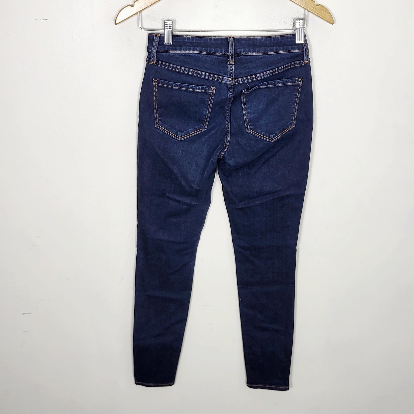 JECH1 - Old Navy mid-rise rockstar jeggings. Size 2
