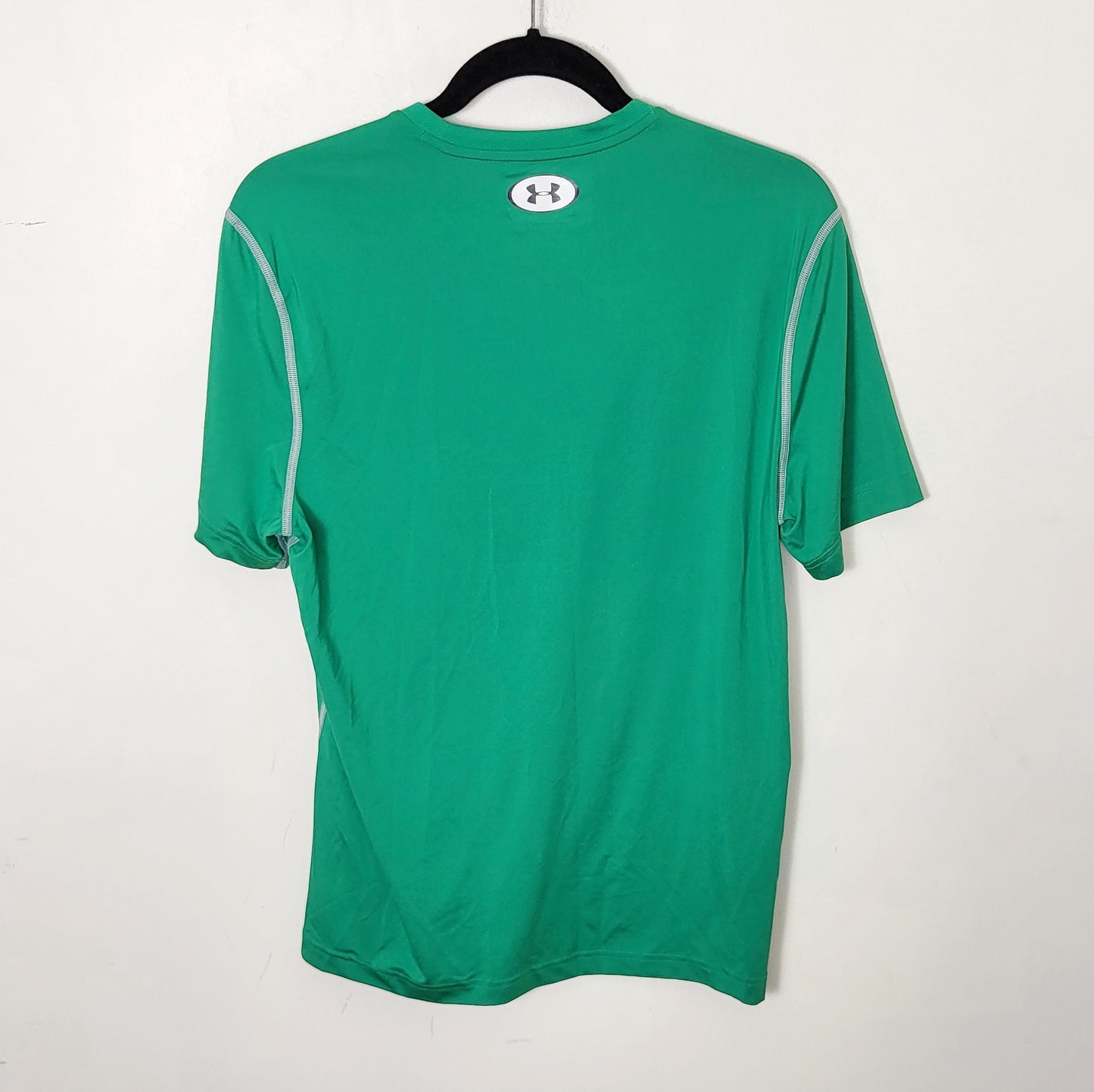 CFTZ - Under Armour green fitted heatgear t-shirt. Size medium