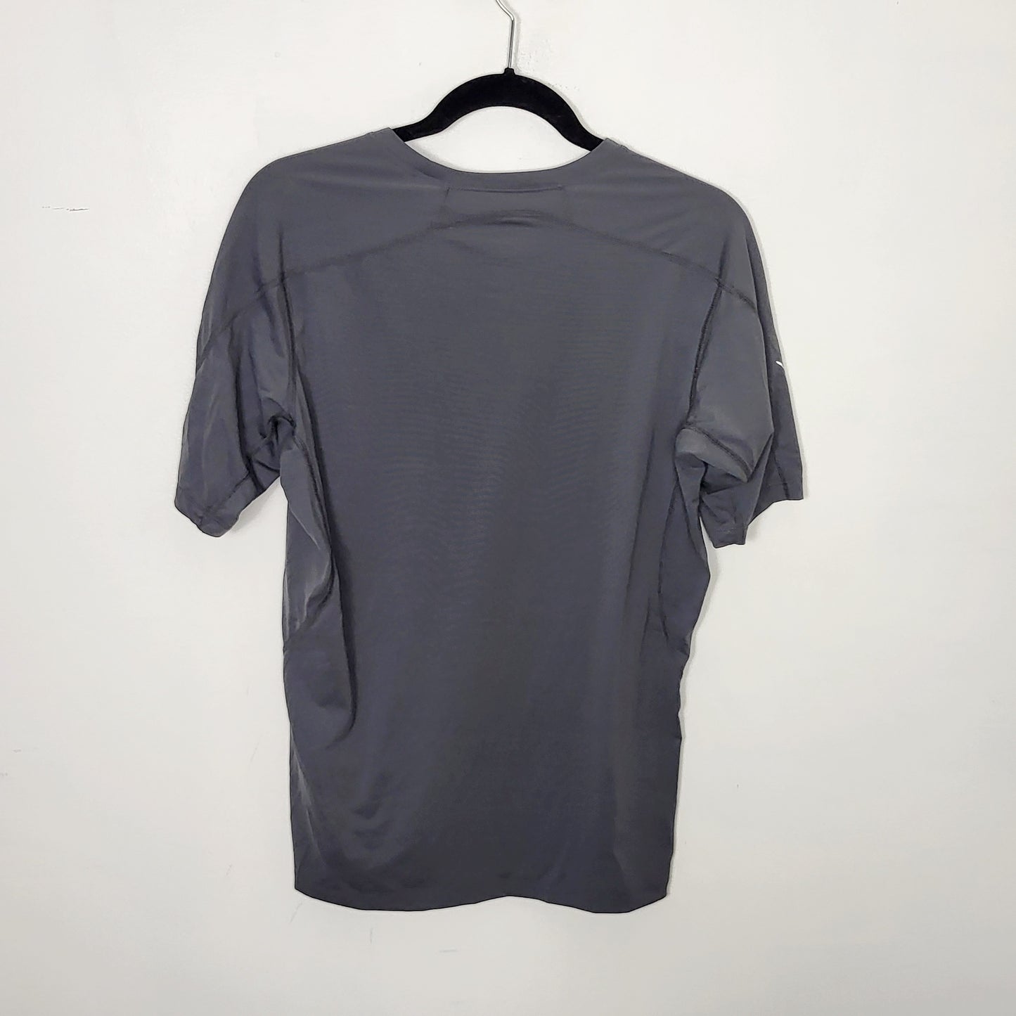 CFTZ - Arc'teryx grey active t-shirt. Size medium
