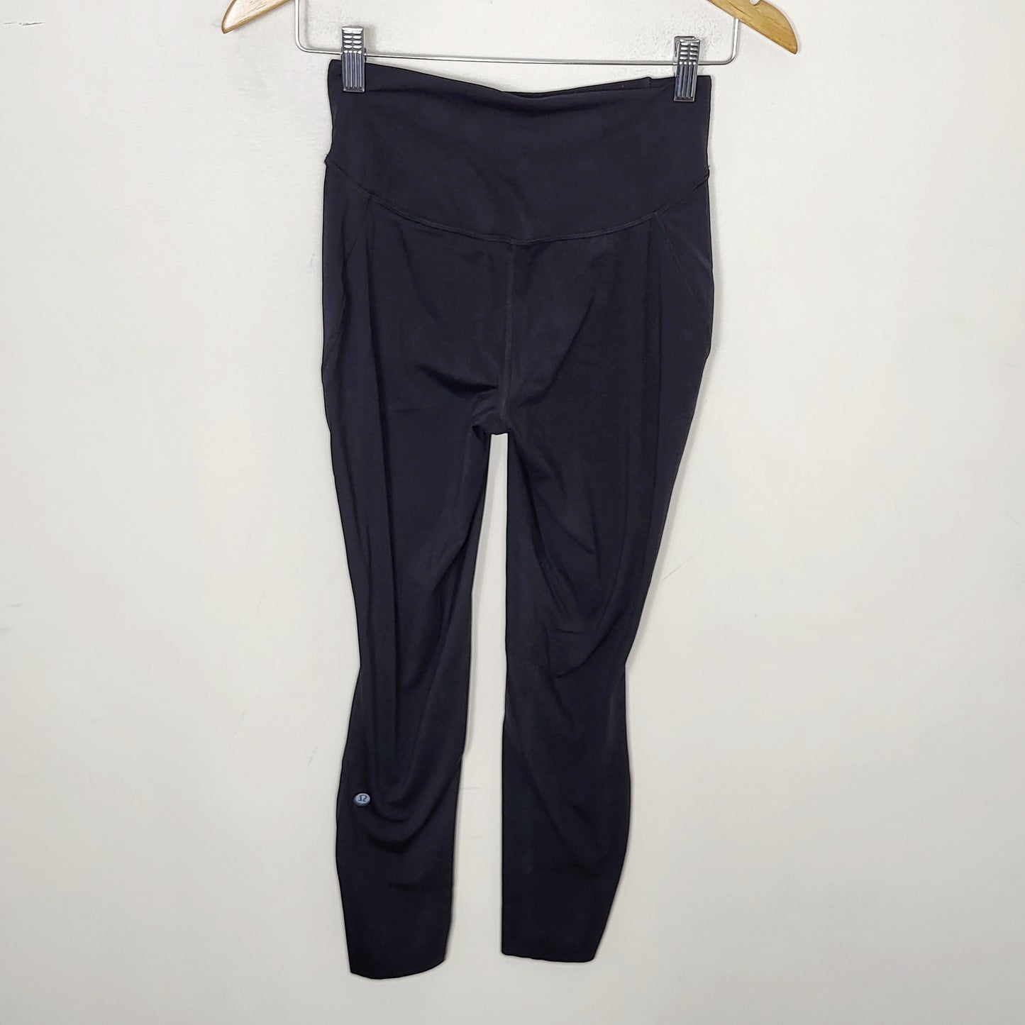 CFTZ - Lululemon Base Pace High-Rise Tight 25" - Black. Size 6
