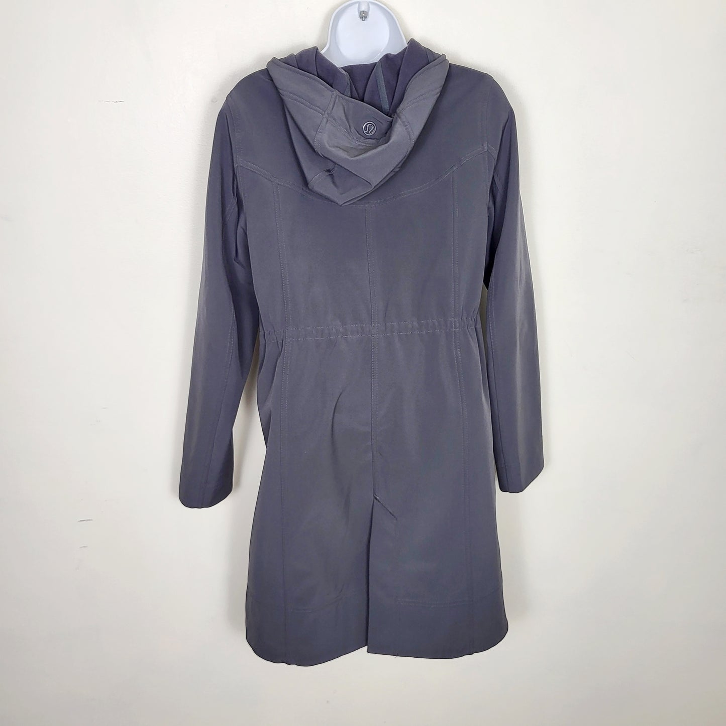 CKLB1 - Lululemon Grey Glyde Along Softshell rain jacket. Size 6