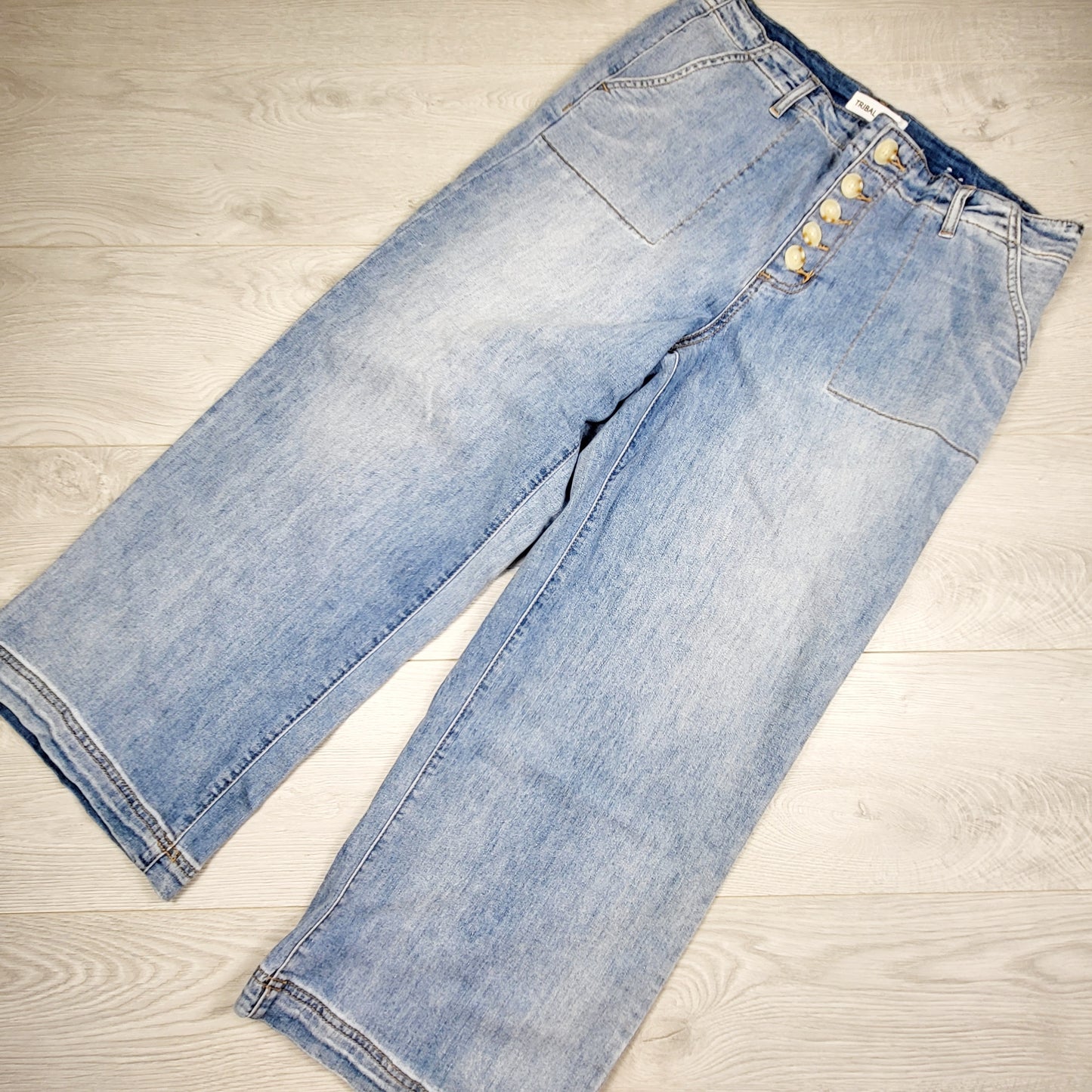 AGLL1 - Tribal "Audrey" comfort stretch wide leg cropped jeans. Size 12