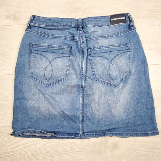 AGLL1 - Calvin Klein denim skirt. Size 10
